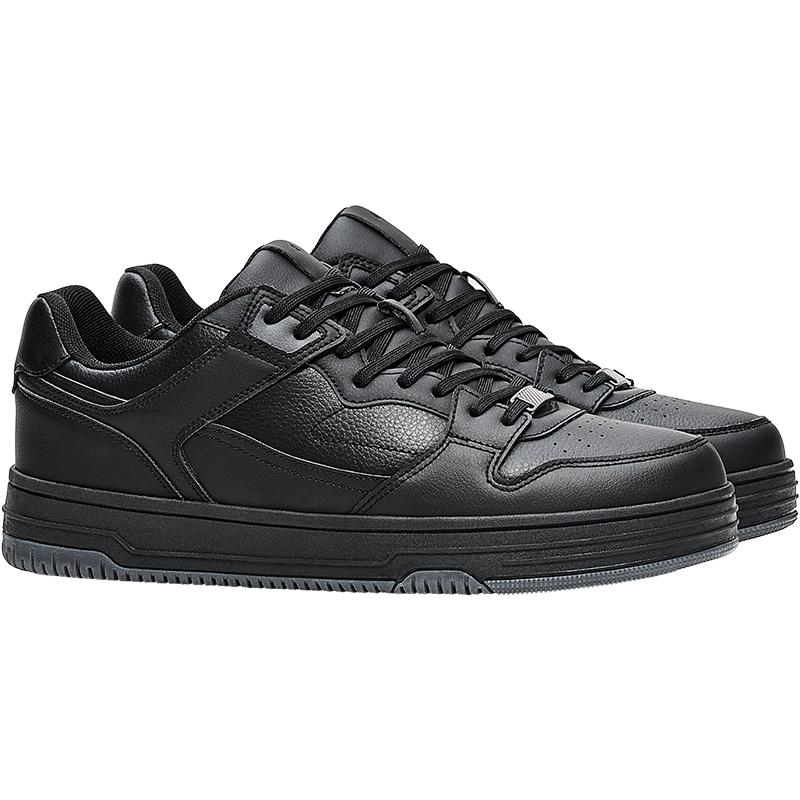 BASIC TRAINERS — BLACK