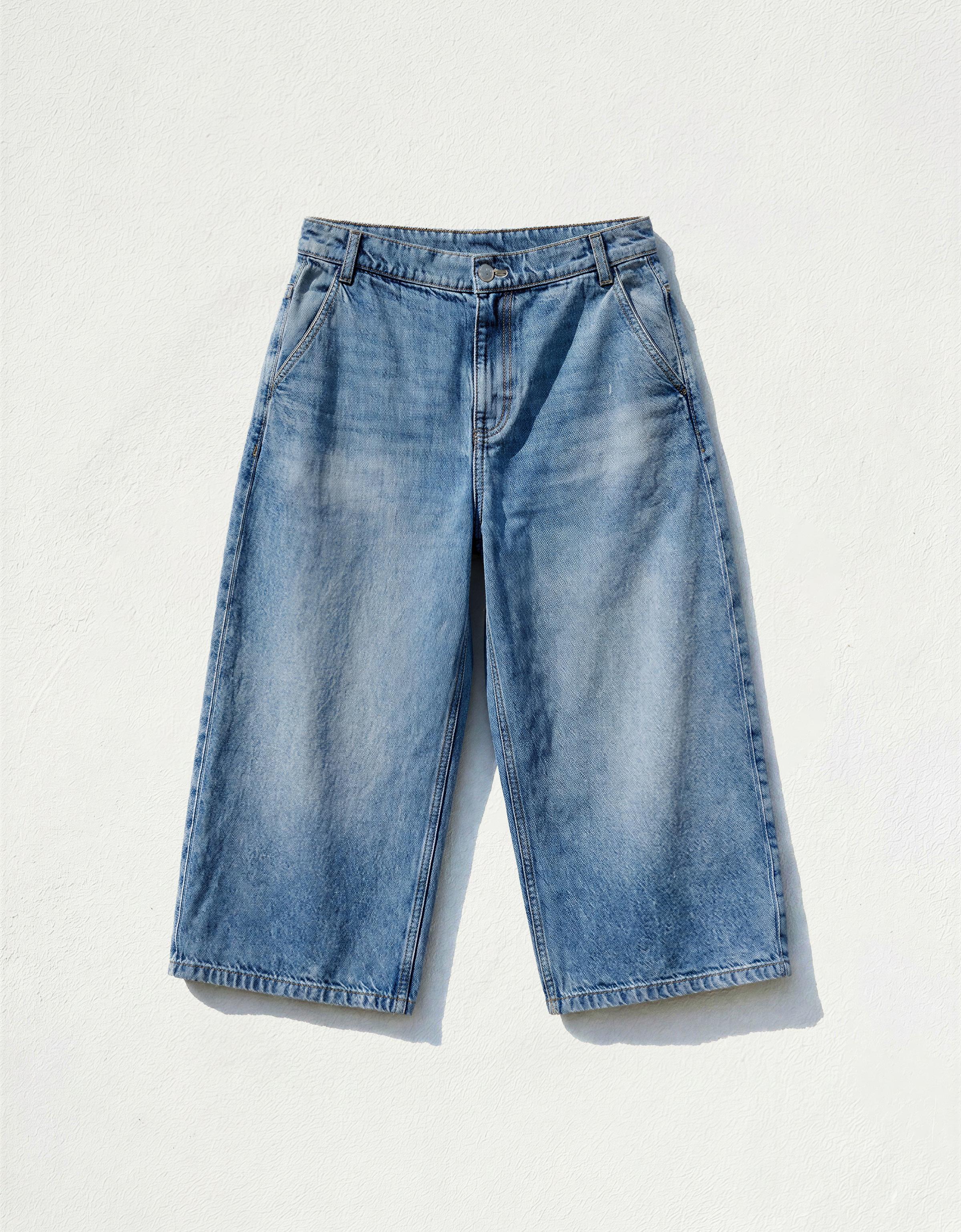 Slouchy denim Bermuda shorts — Light blue