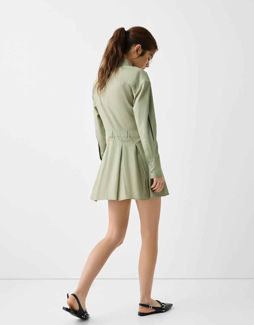 Vestido camiseiro mini popelina pregas cinto-Caqui-2