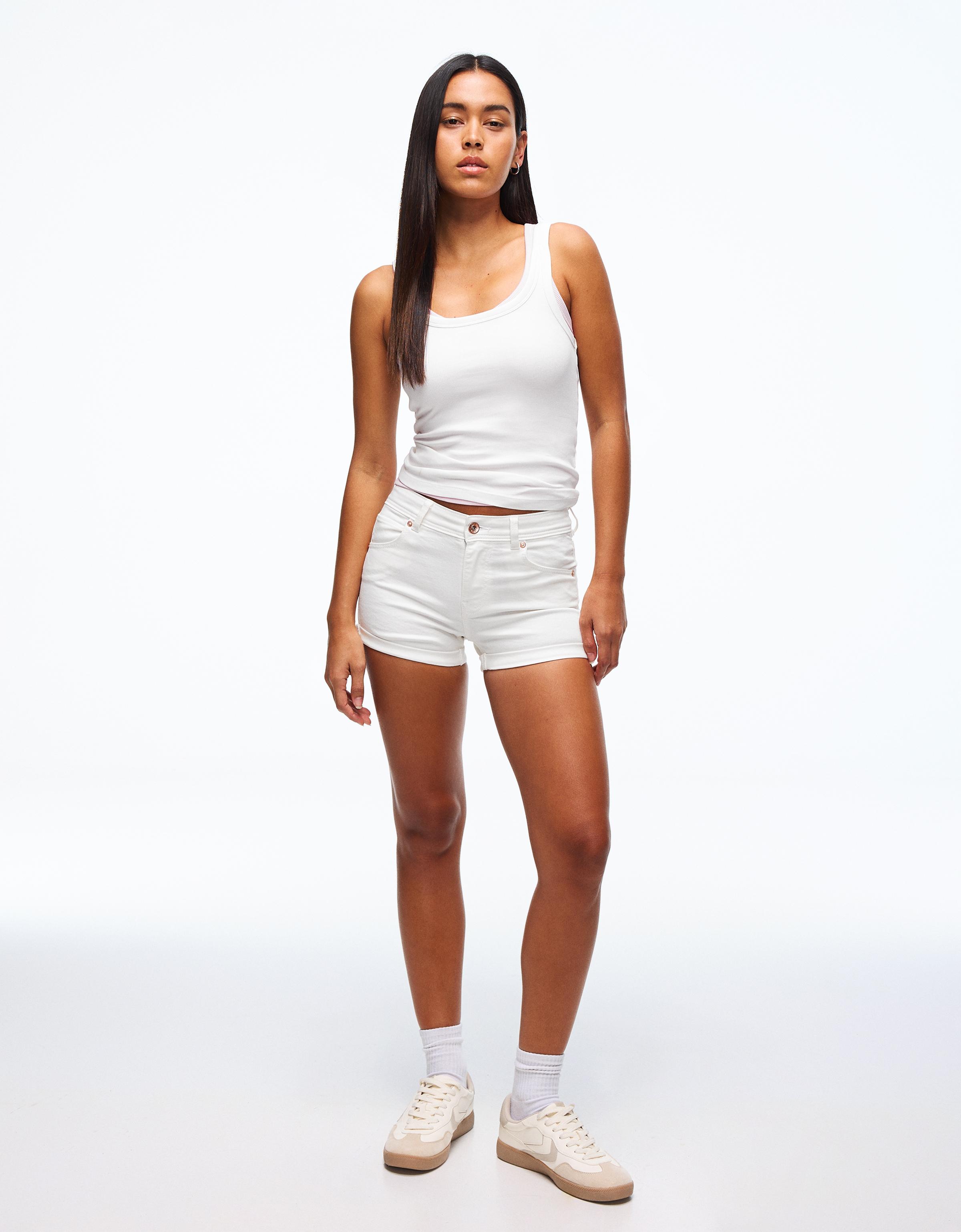 Katlanabilir paçalı denim şort - Görsel 180