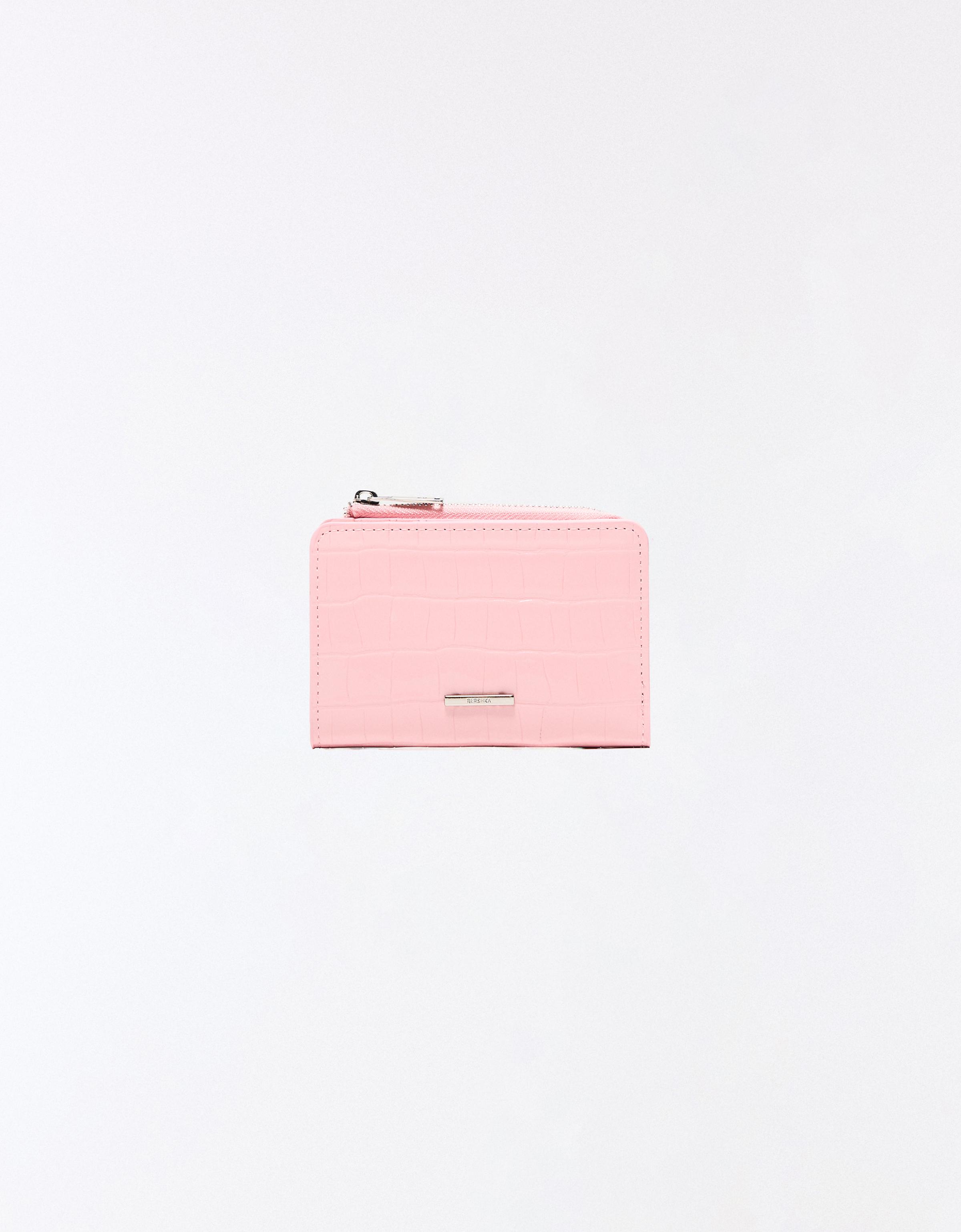 Bershka portmonetka z wytłaczanym zwierzęcym wzorem ze sztucznej lakierowanej skóry różowy
