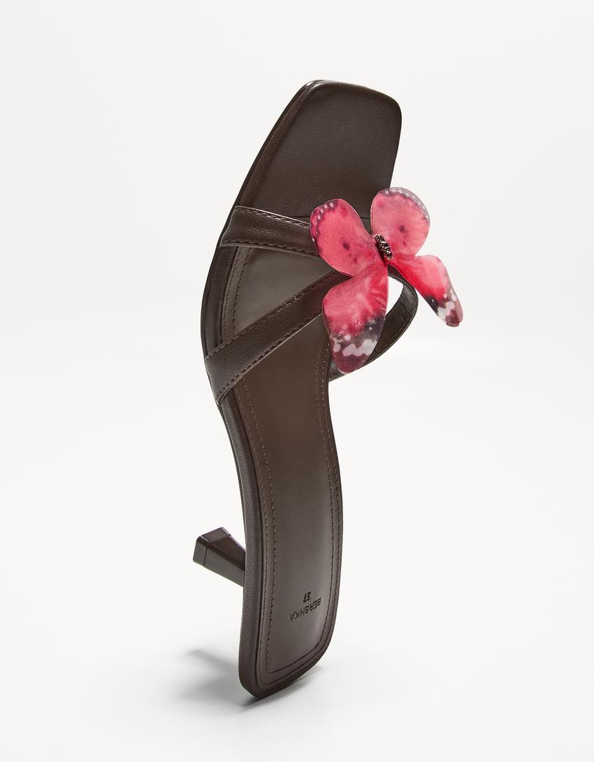 Sandales talon papillon-Marron