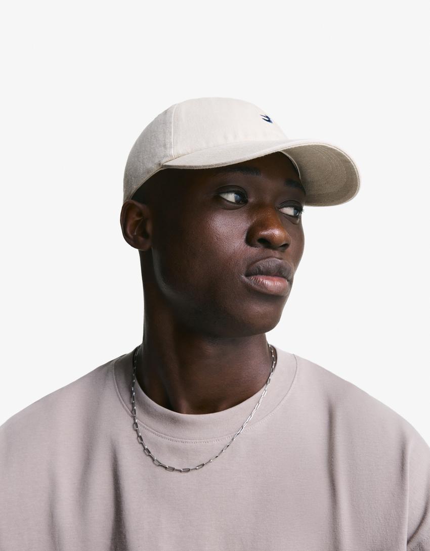 Casquette brodée-Écru