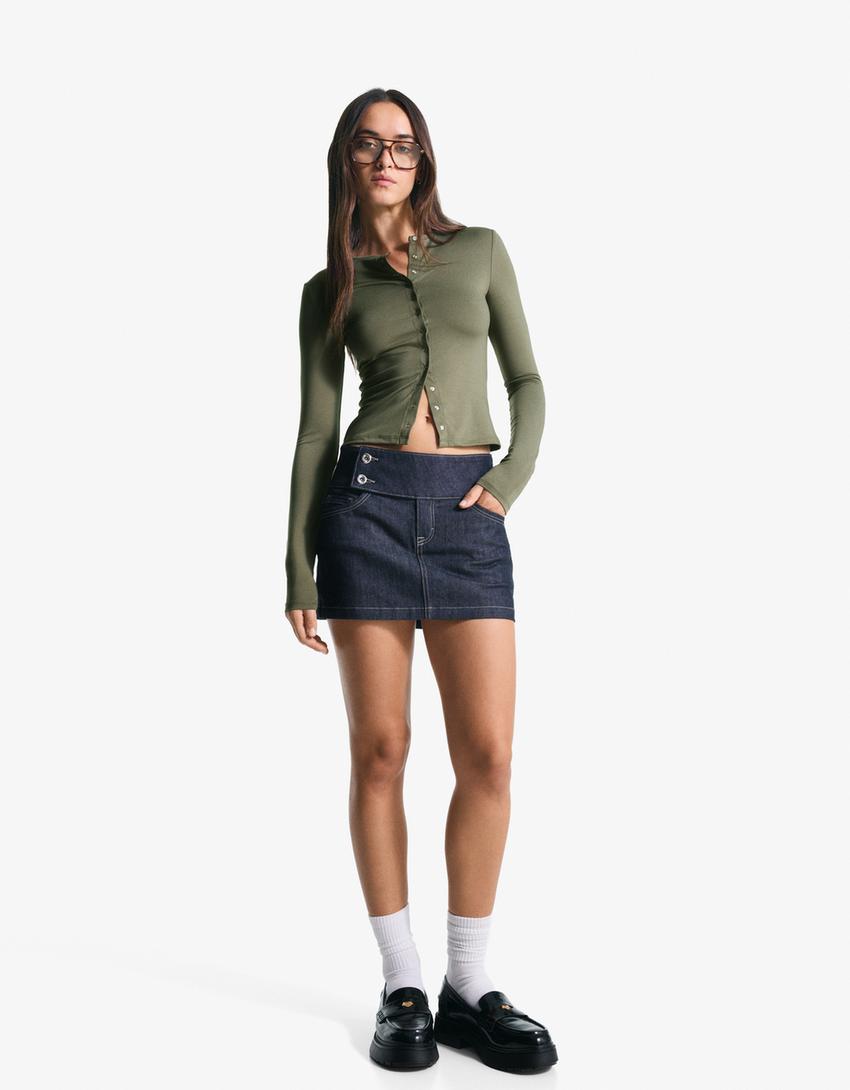 T-shirt met lange mouwen en knopen-Kaki