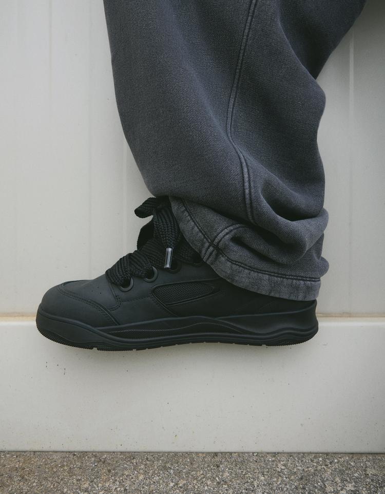 Chunky skater trainers