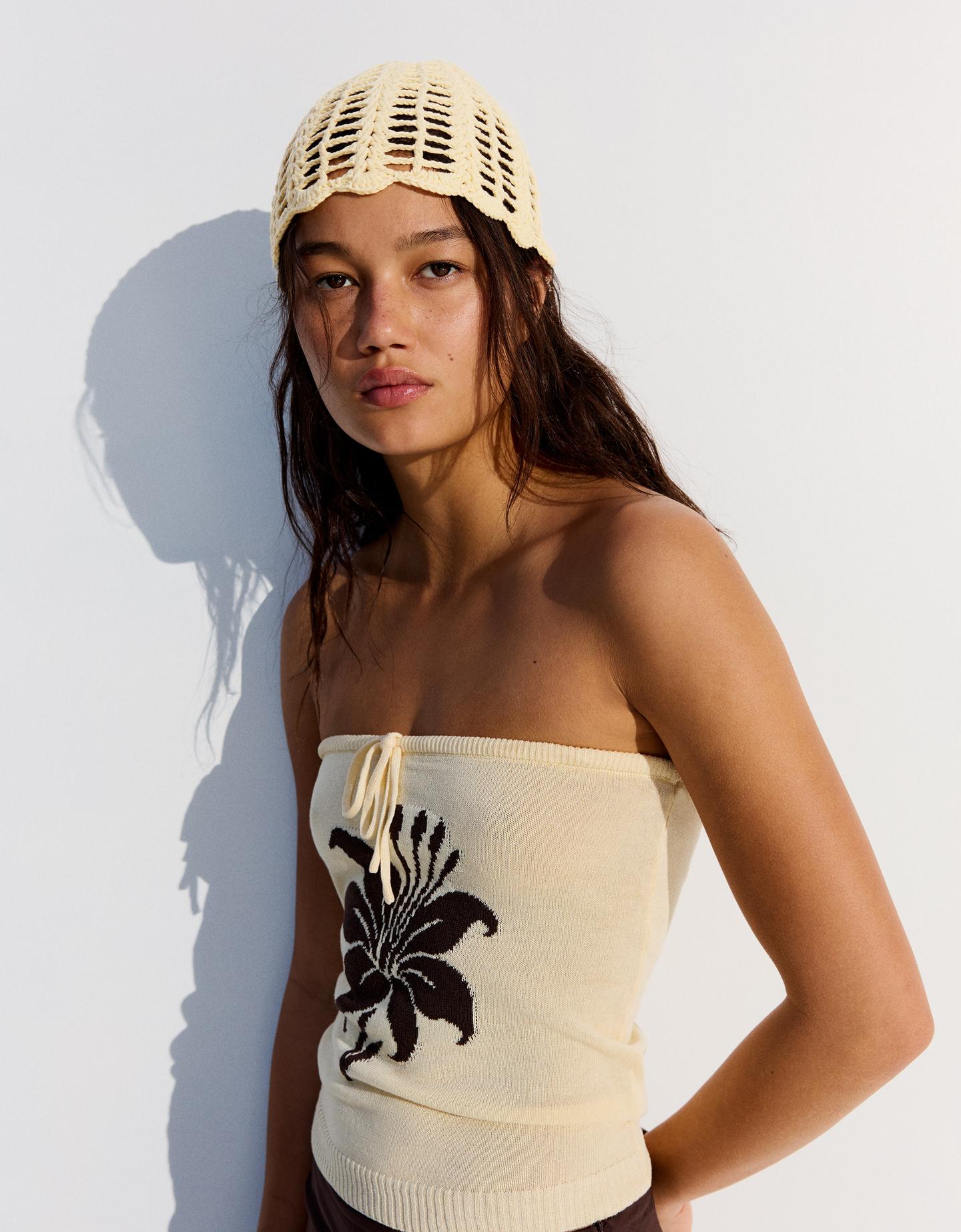 Bershka czapka beanie z dzianiny kremowy