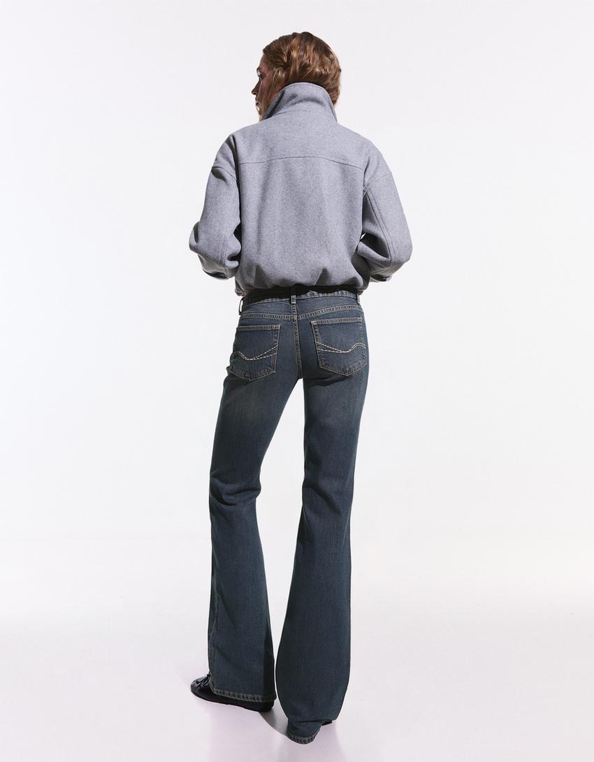 Bootcut-Jeans mit tiefem Bund-Blau