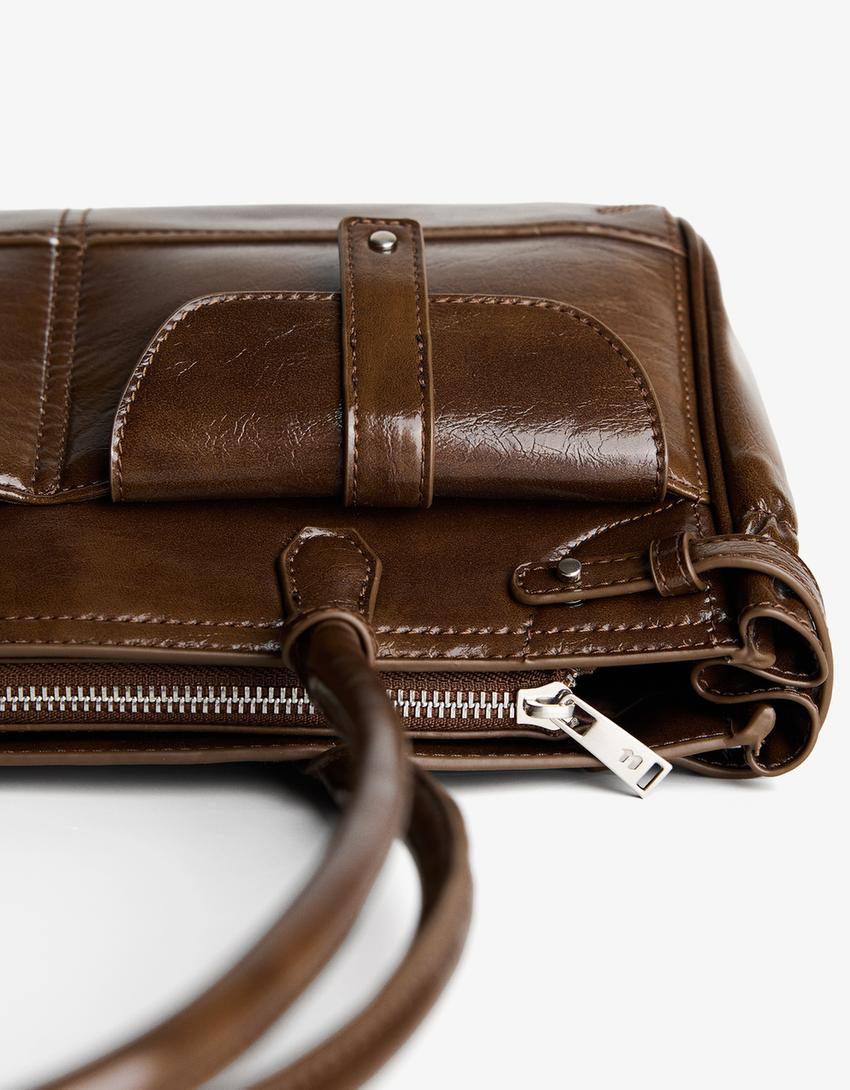 Schultertasche mit Taschen-Braun