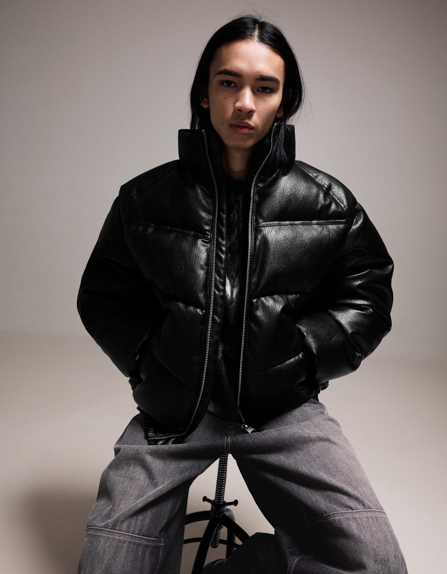 Bershka pikowana kurtka ze sztucznej skóry czarny