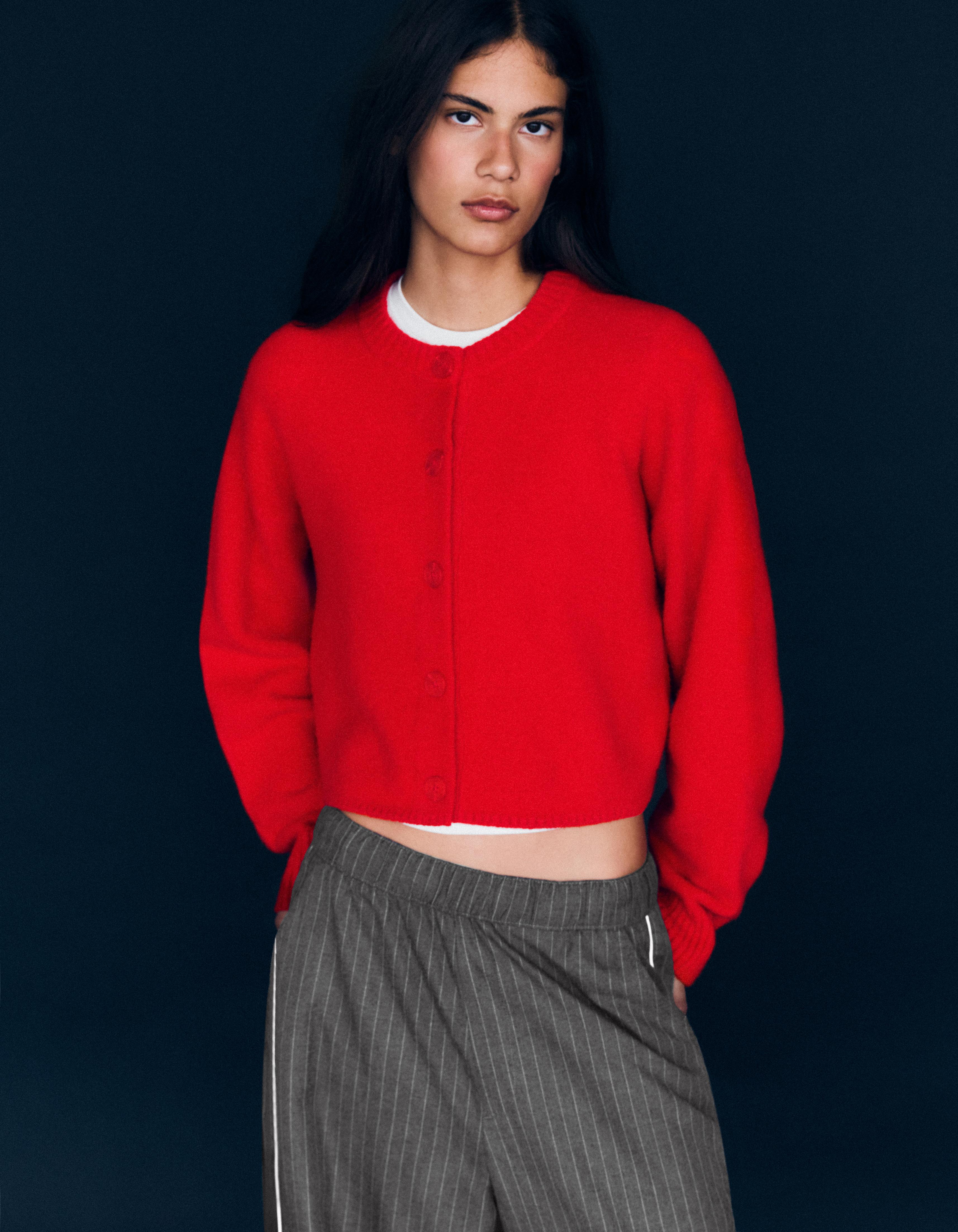 Bershka Kurtka Z Okrągłym Dekoltem Soft Touch Kobieta Czerwony