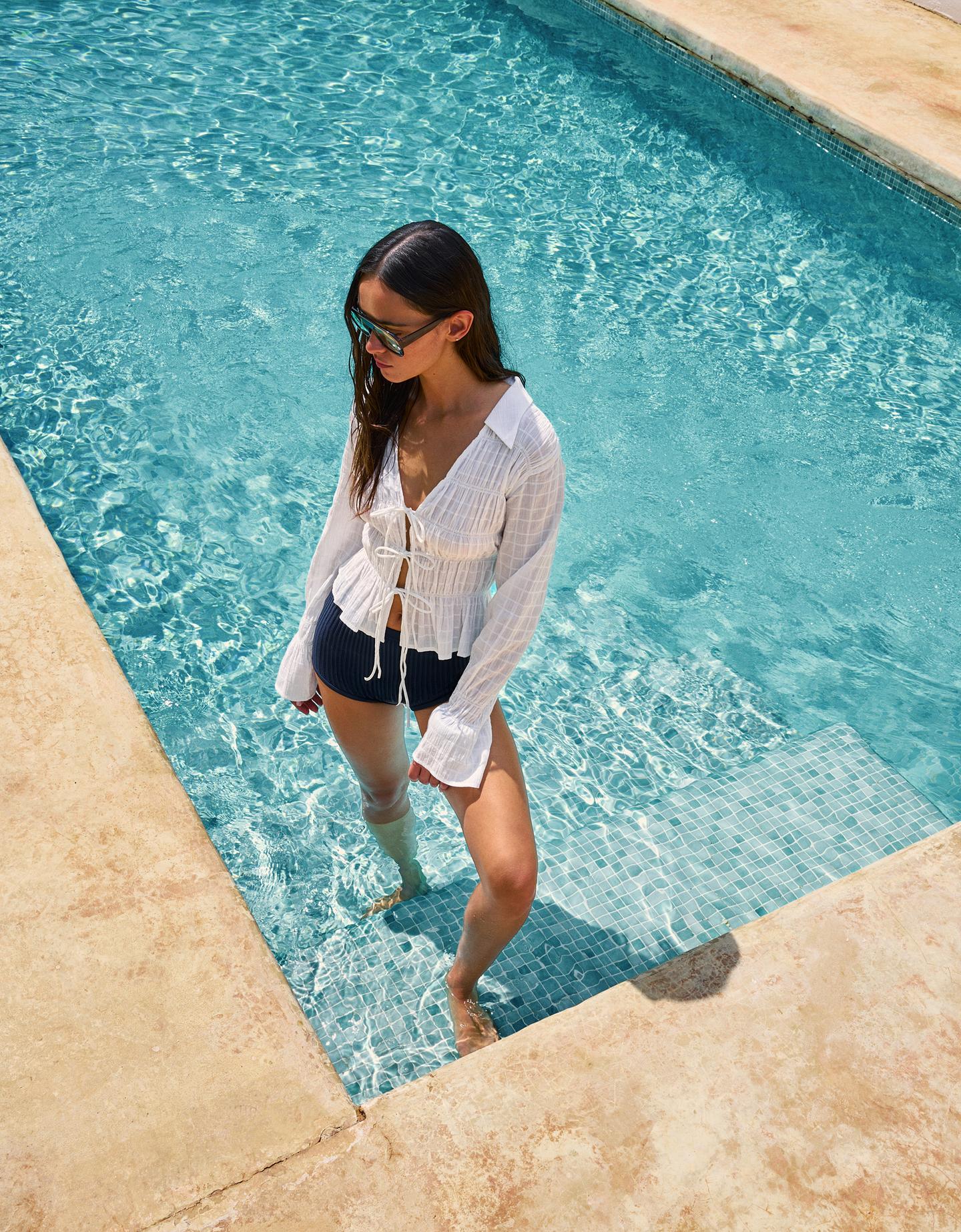 Bershka Camisa Rústica Fruncida Mujer S Blanco