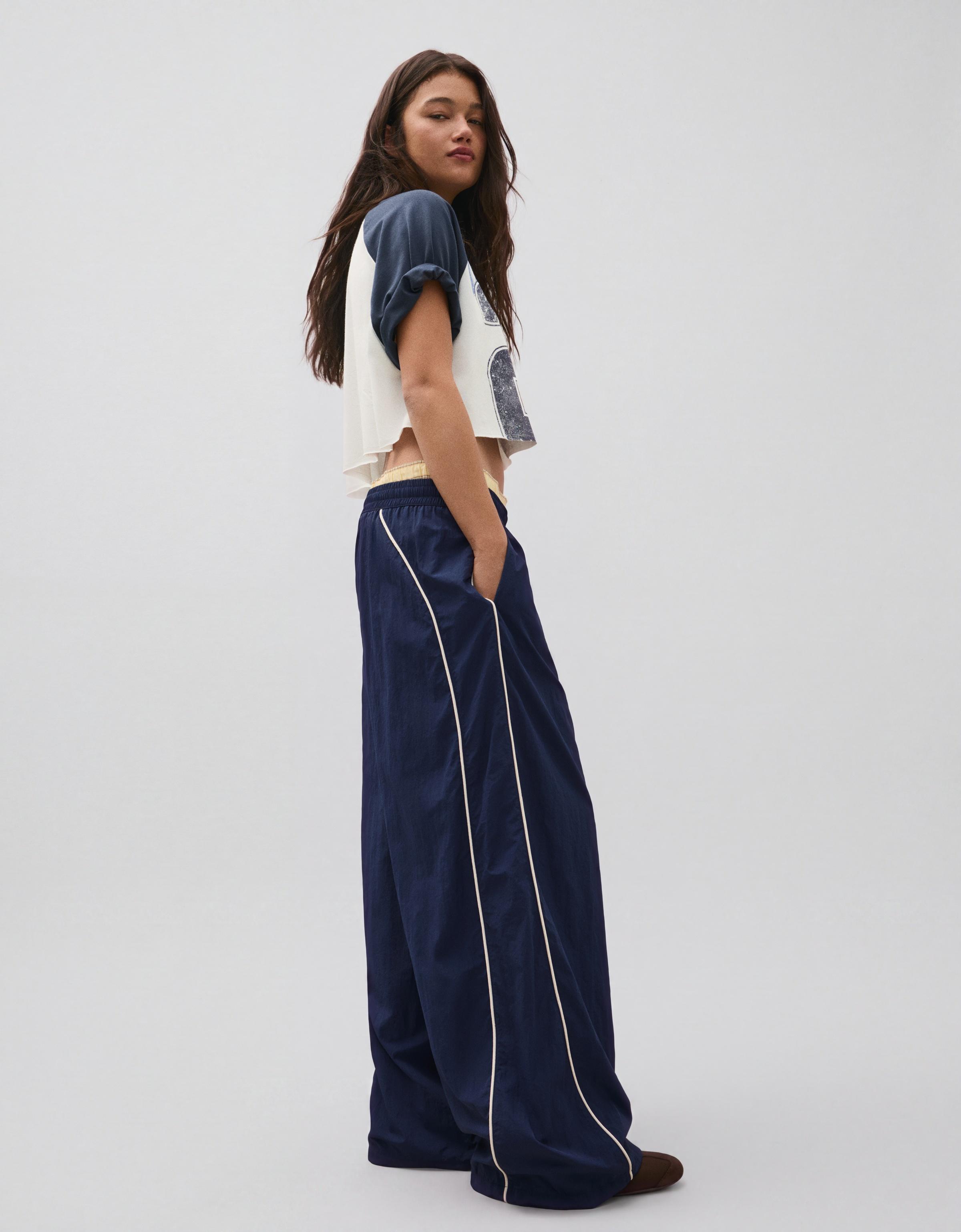 Technical parachute trousers — Navy