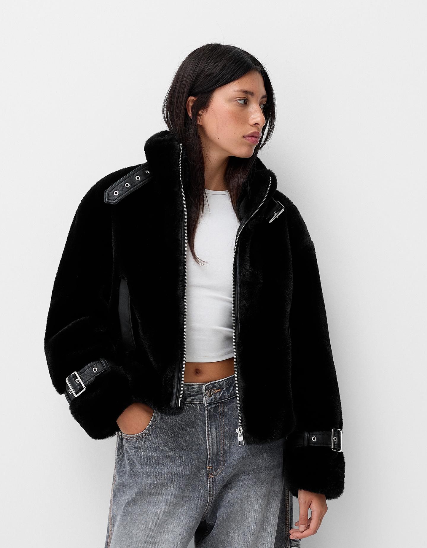 Bershka Jacke Mit Stehkragen Und Lammfellimitat Damen L Schwarz