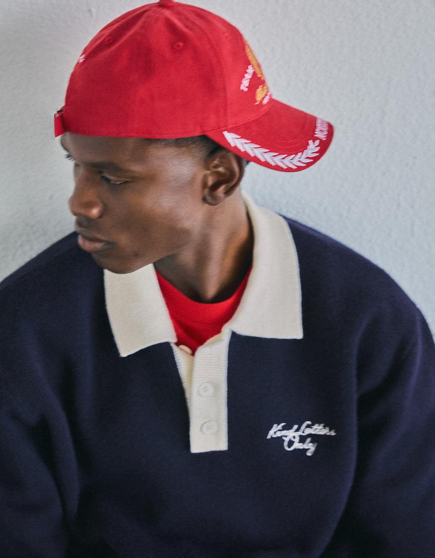 Contrast embroidered polo collar sweater-Navy