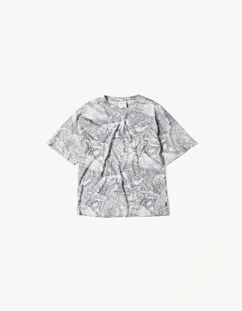Aries X Bershka -t-paita, regular fit-Tummanharmaa