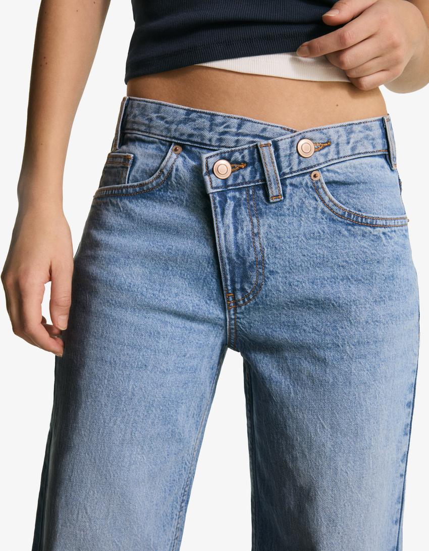 Wide-leg crossover waist jeans-Light blue