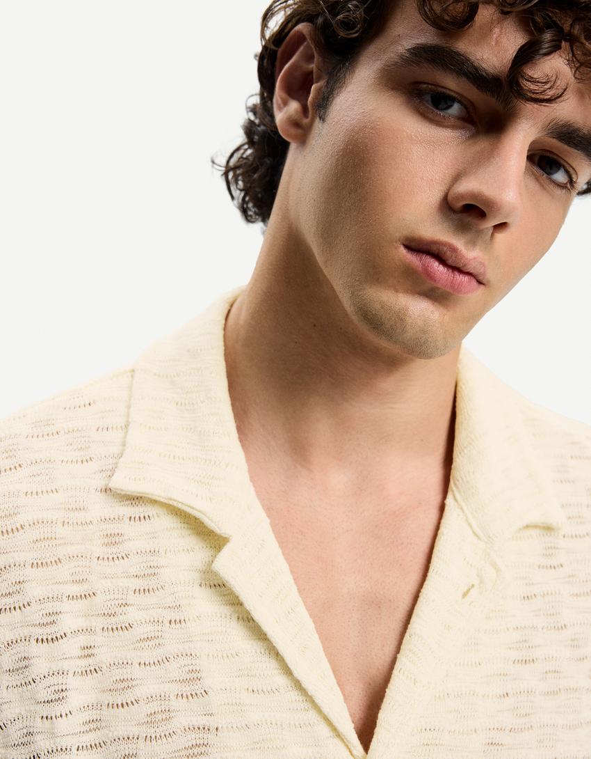 Rustic short sleeve open knit shirt