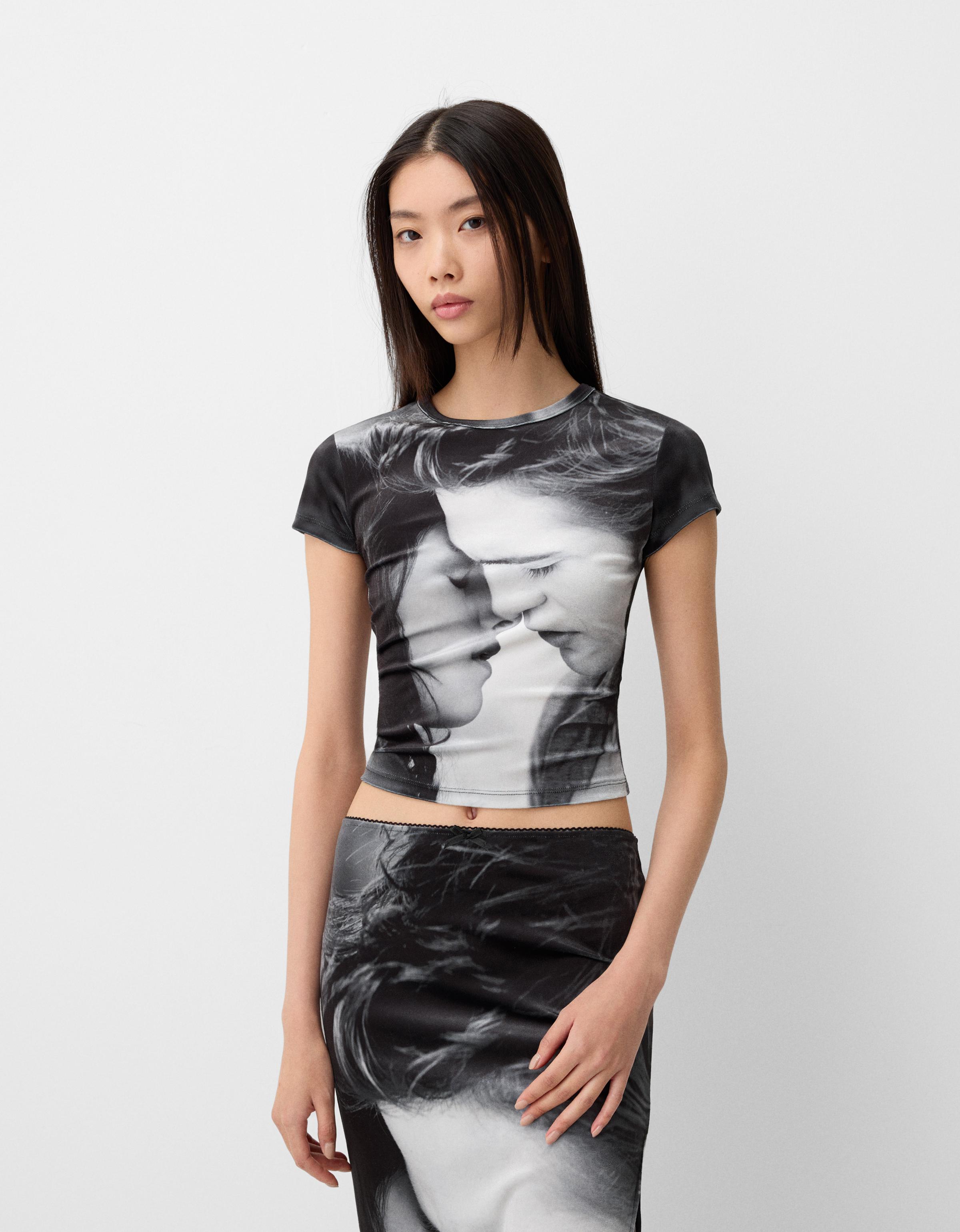 Bershka Velvet T-Shirt Twilight Damen S Schwarz