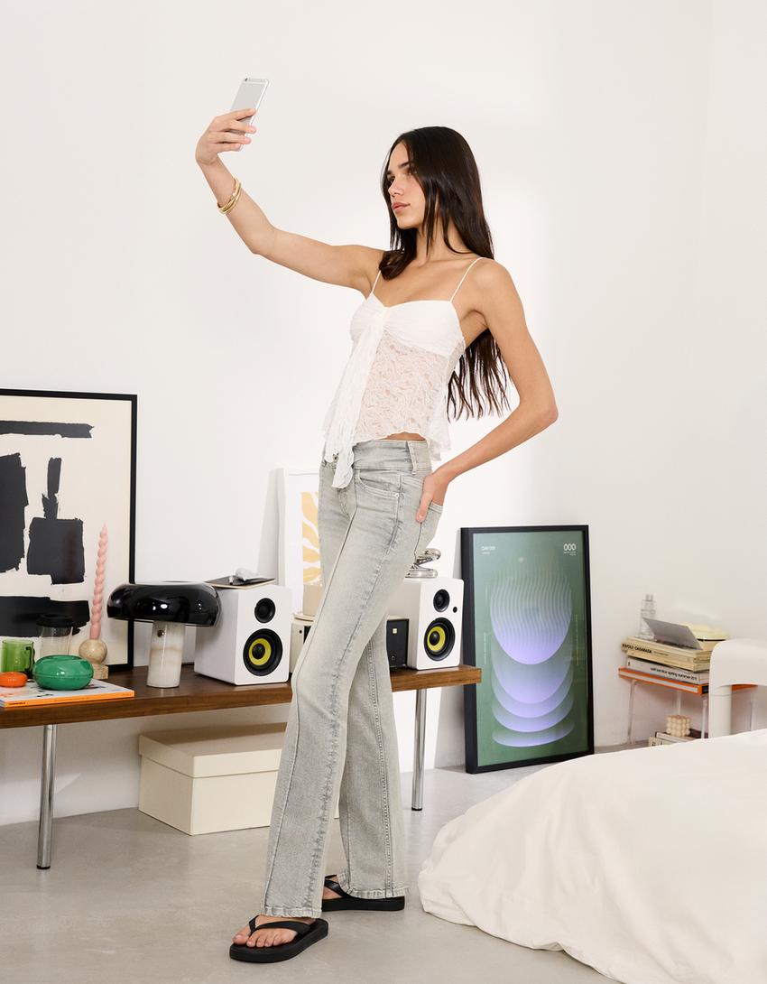 Jeans bootcut low rise-Cinzento-escuro-3
