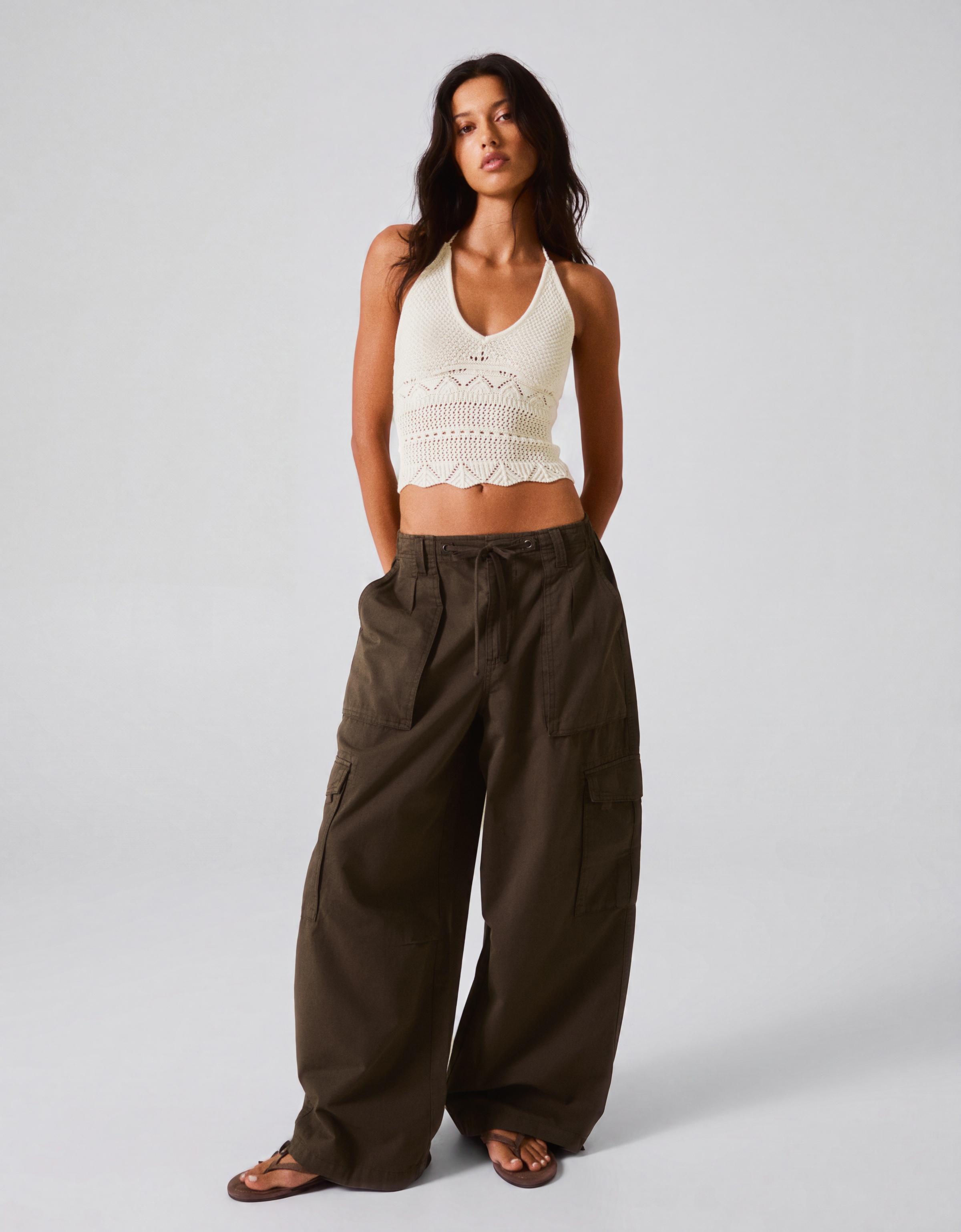 Rustic knit halter top — Cream