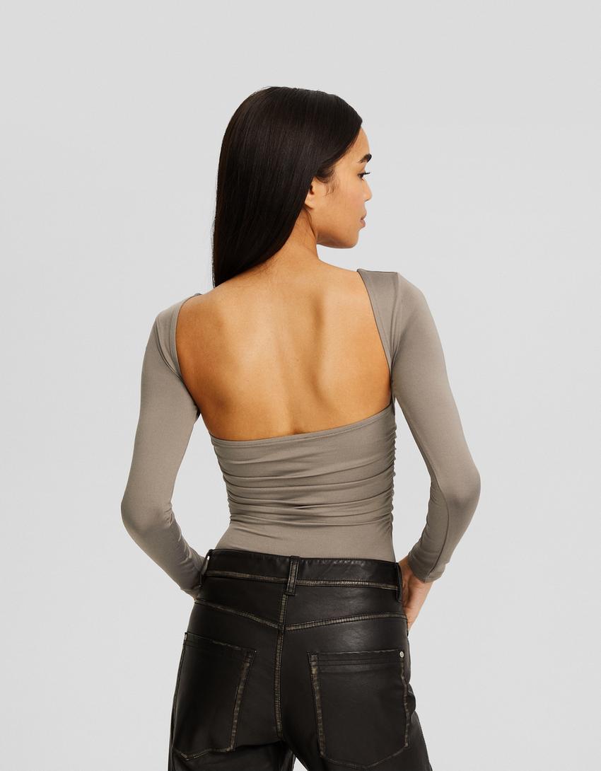 بودي بأكمام طويلة وزمة جانبية-رملي-1