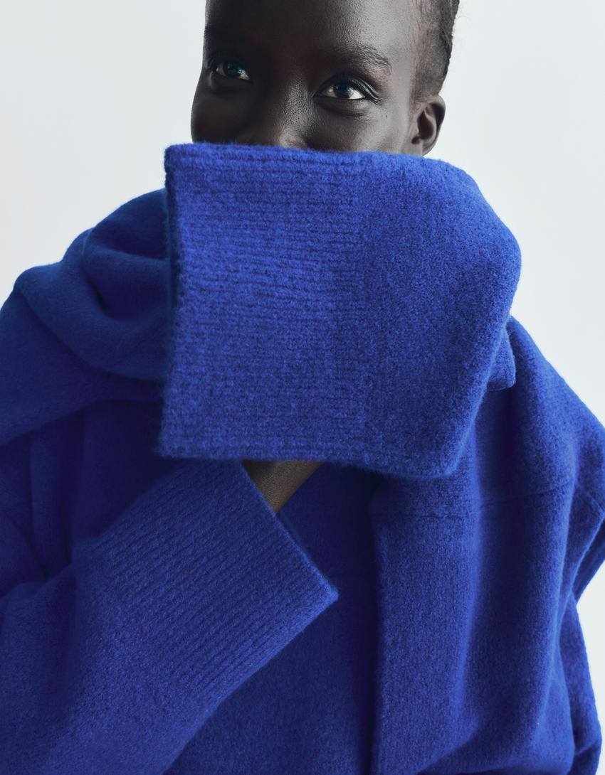 Oversize-Pullover mit Stehkragen-Blau