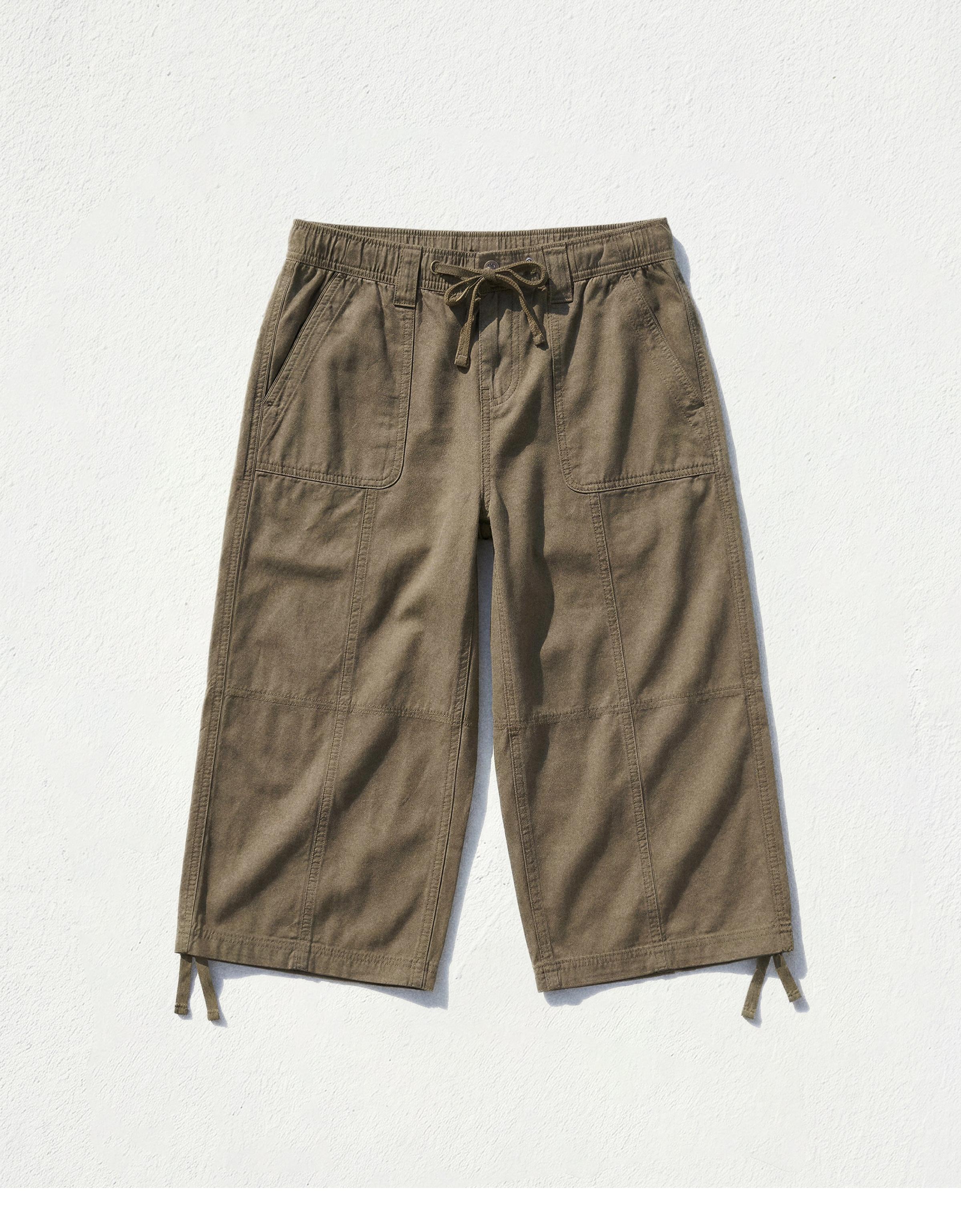 Capris — Khaki