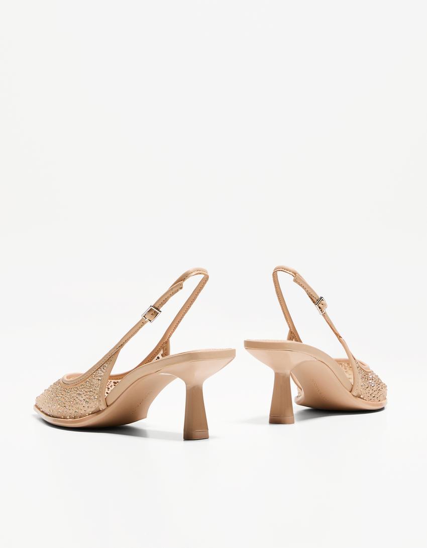 حذاء بكعب قطة وأحجار راين-رملي