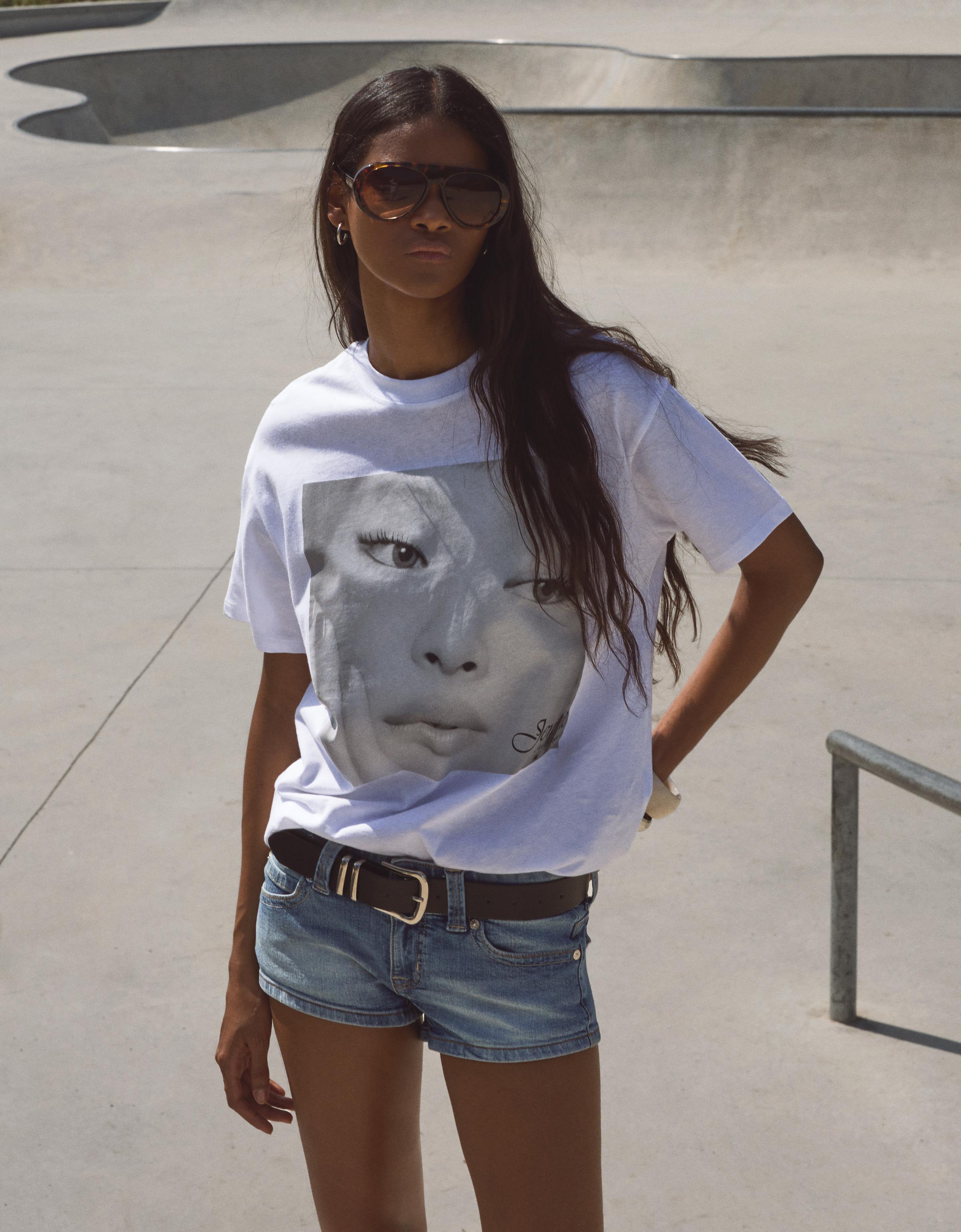 Bershka Jennie T-Shirt Mit Kurzen Ärmeln Damen S Grbrochenes Weiss