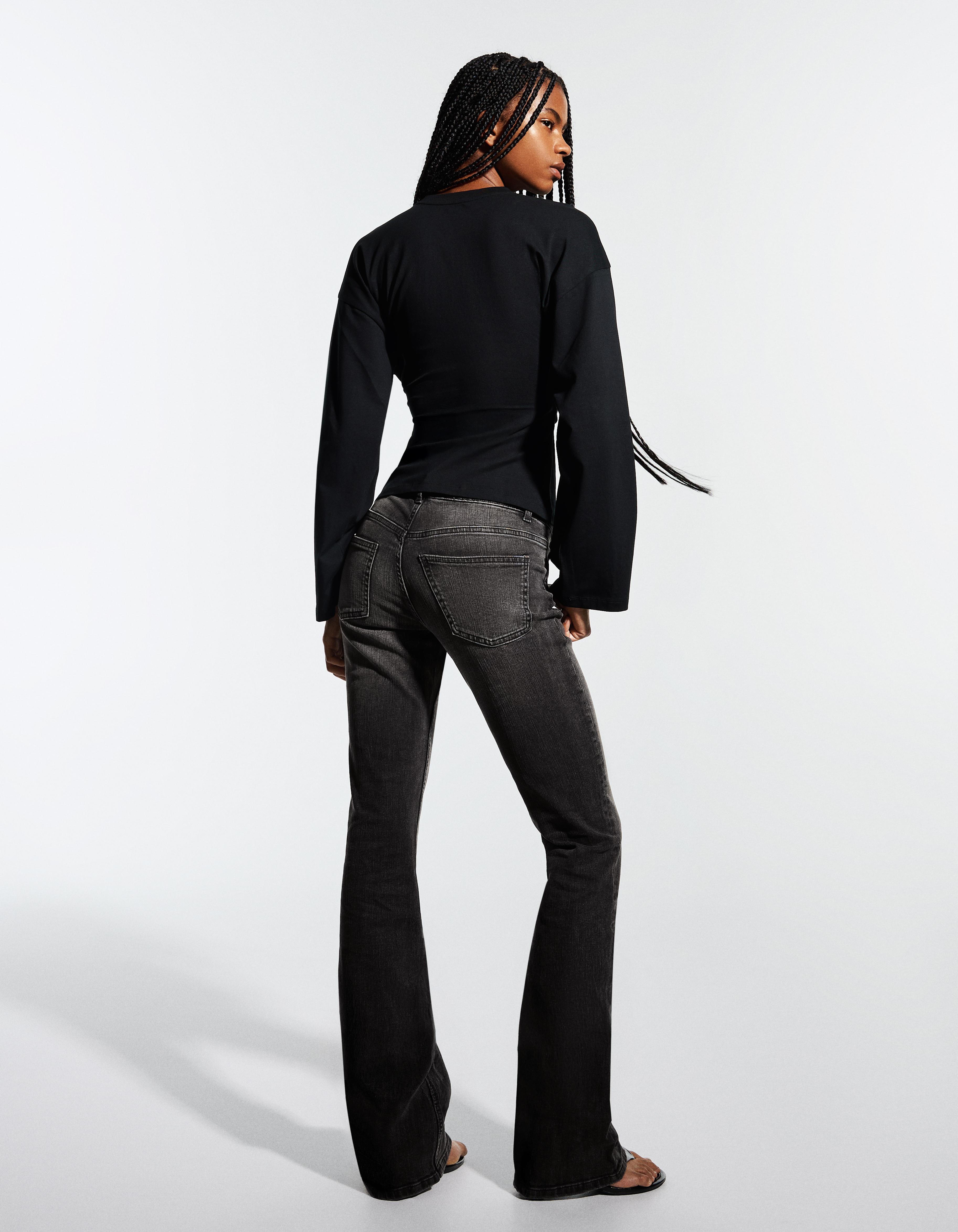 Low-rise slim fit boot-cut jeans — Black