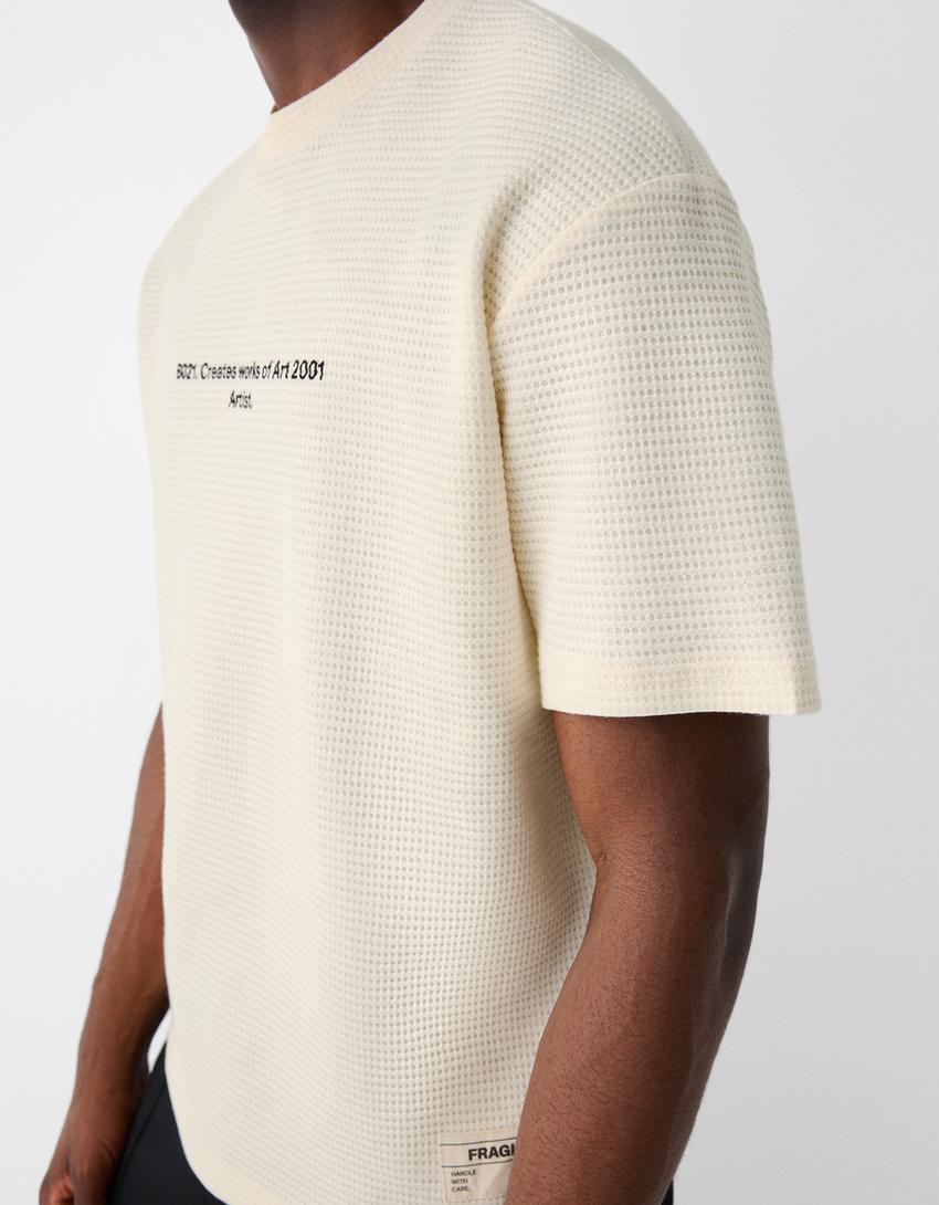 T-shirt manches courtes boxy fit gaufré imprimé-Écru-6