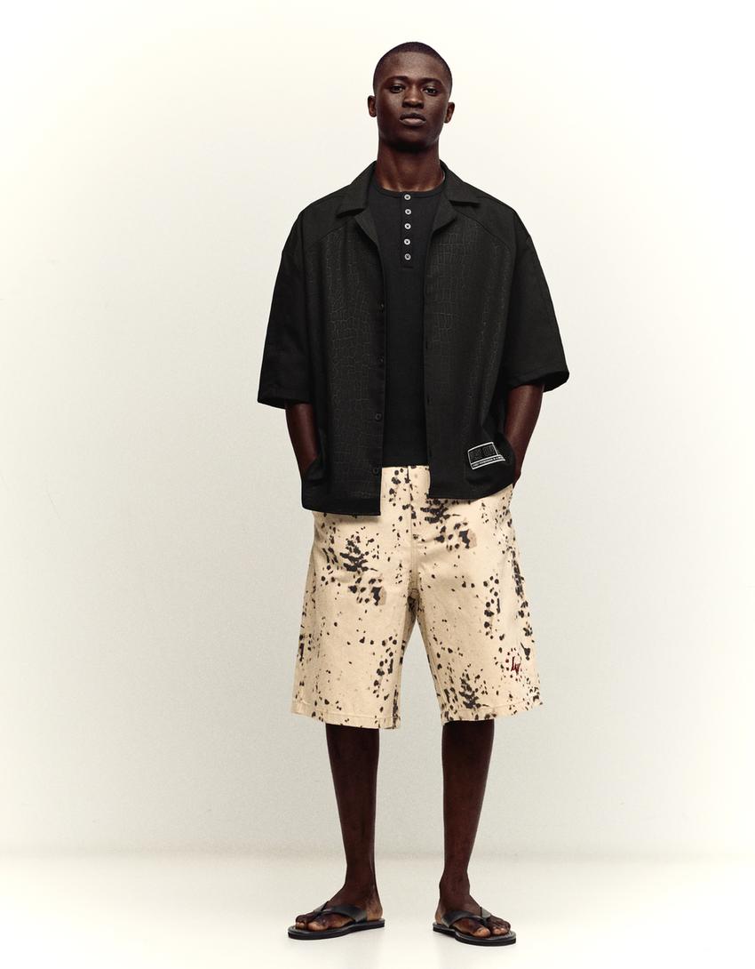 Printed wide-leg Bermuda shorts-Sand