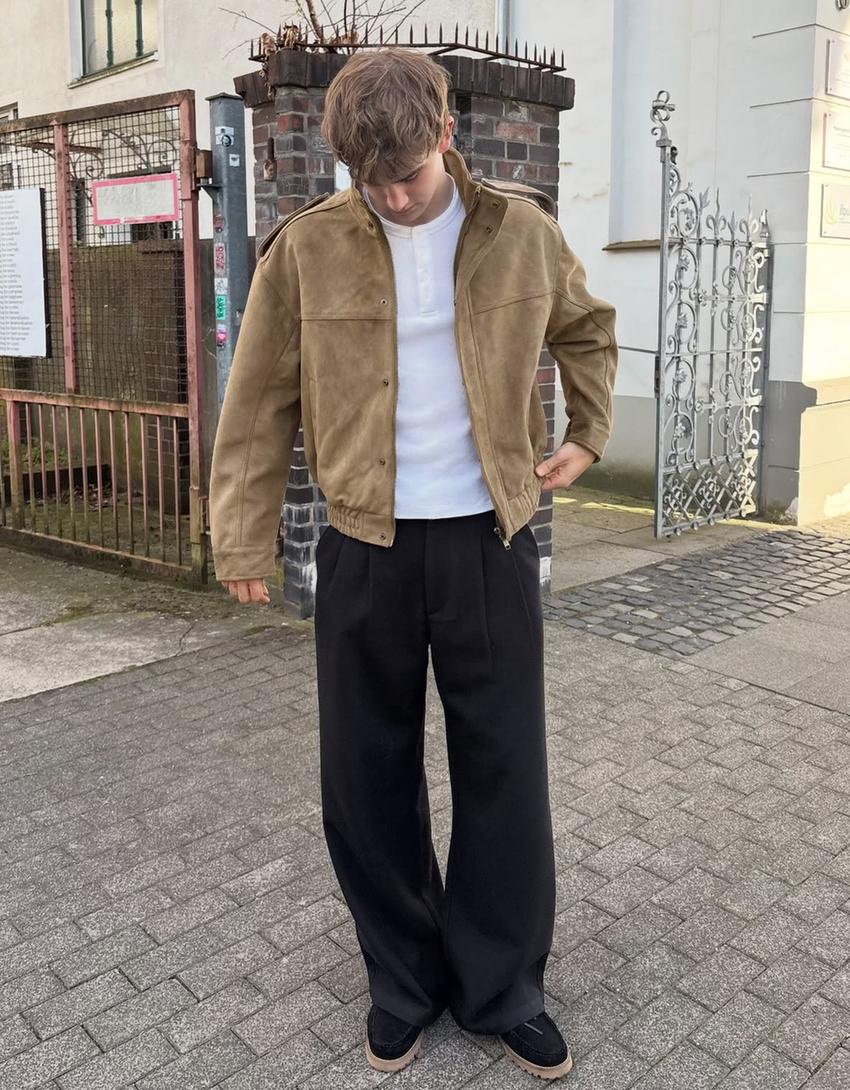 Jaket suede imitasi-Kecokelatan