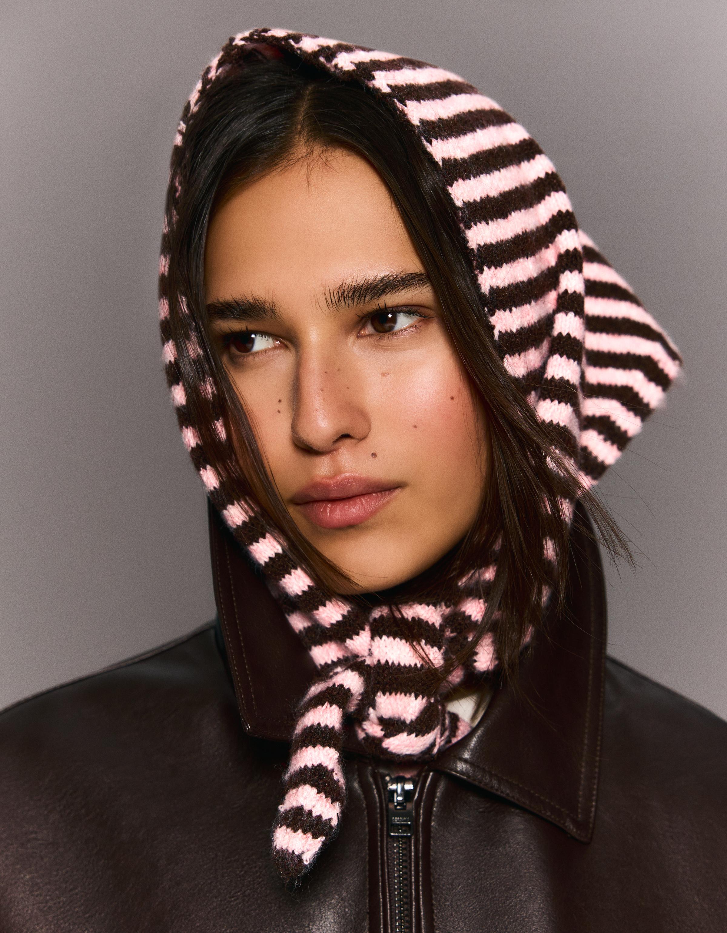 Bershka Bedrucktes Tuch Damen Rosa