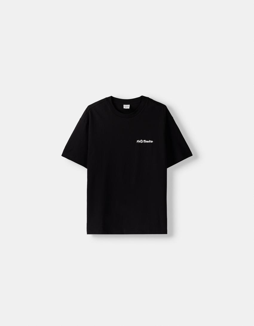 T-shirt manga curta boxy estampado-Preto-4