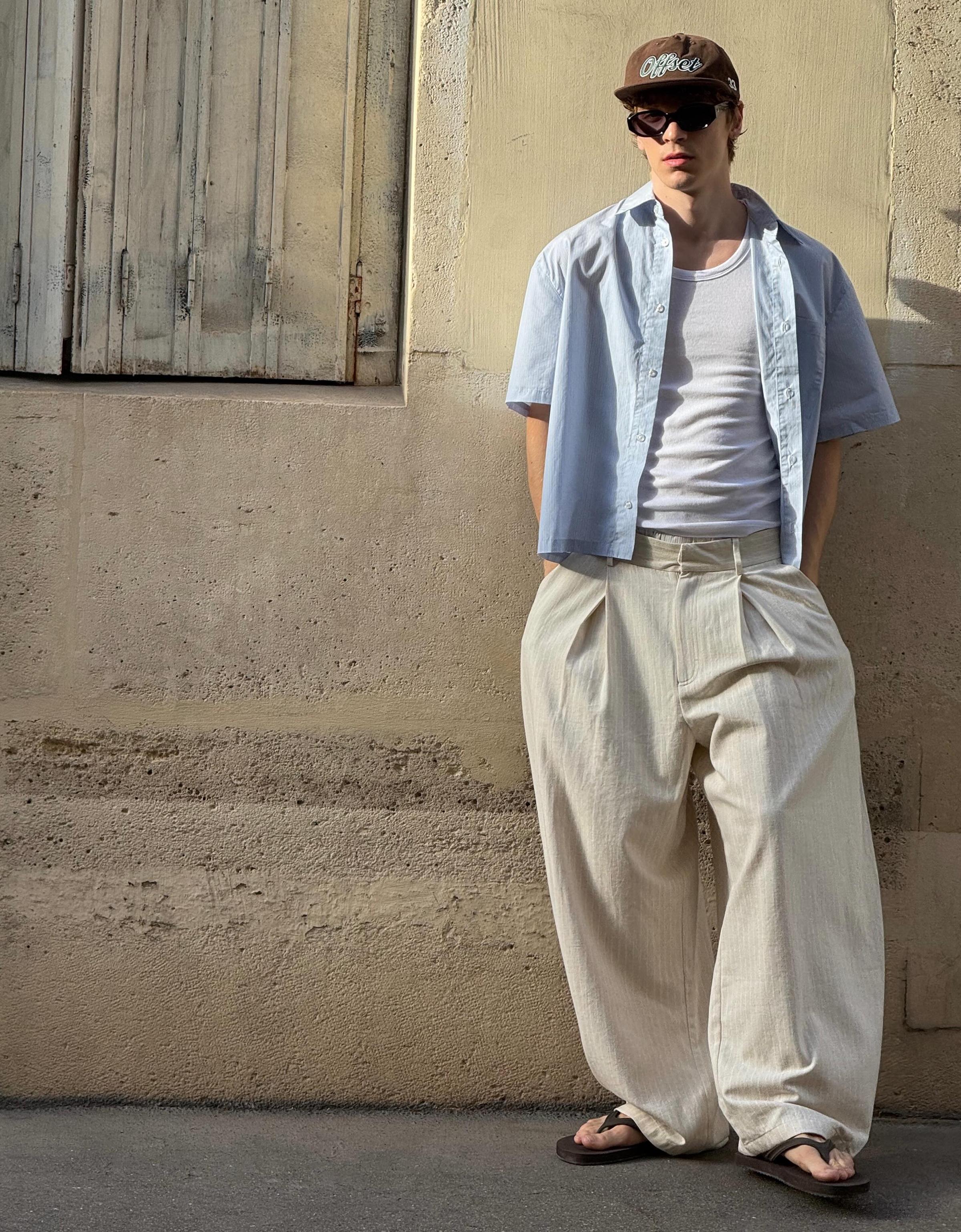Super baggy pleated trousers — Sand