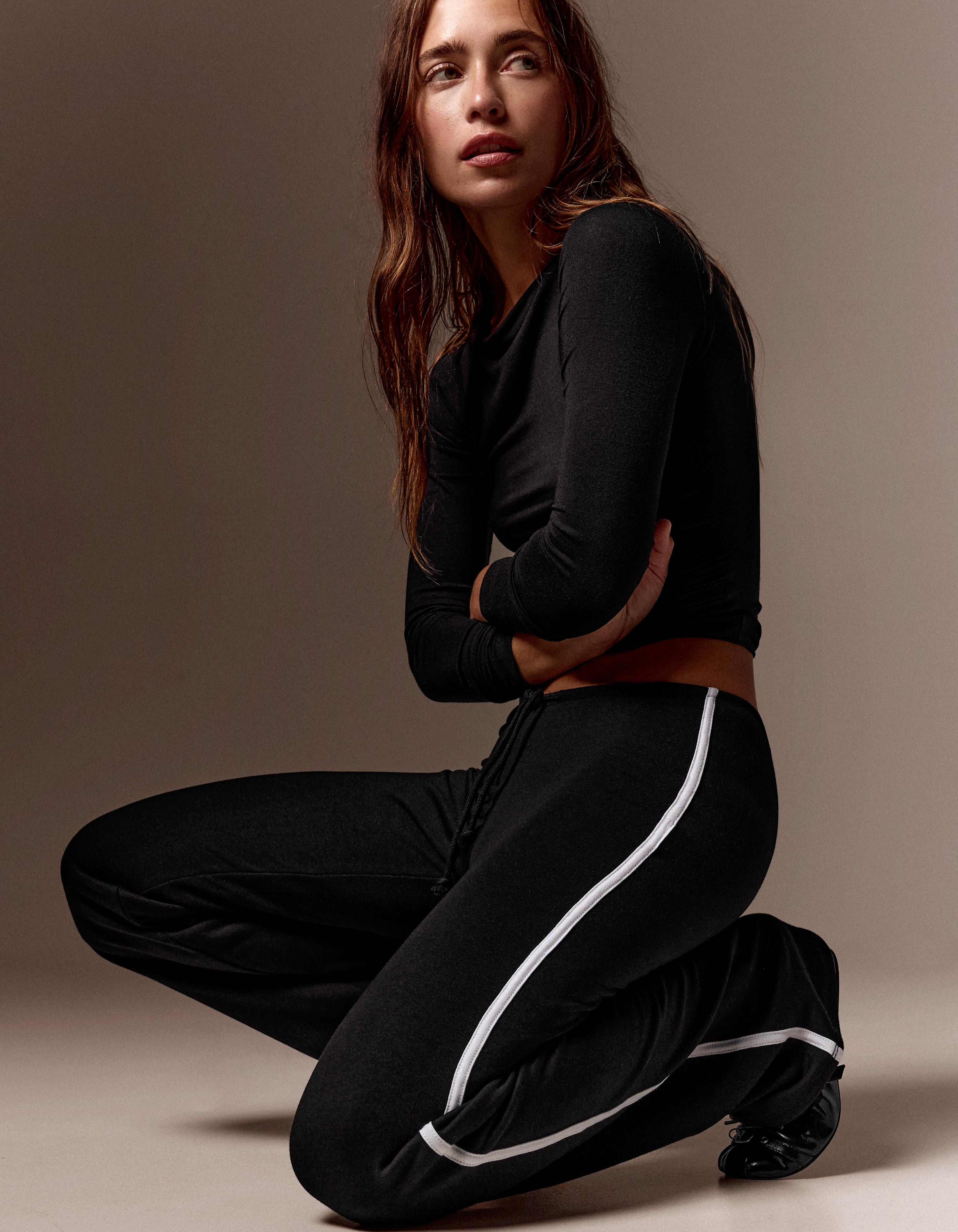 Side-stripe joggers — Black