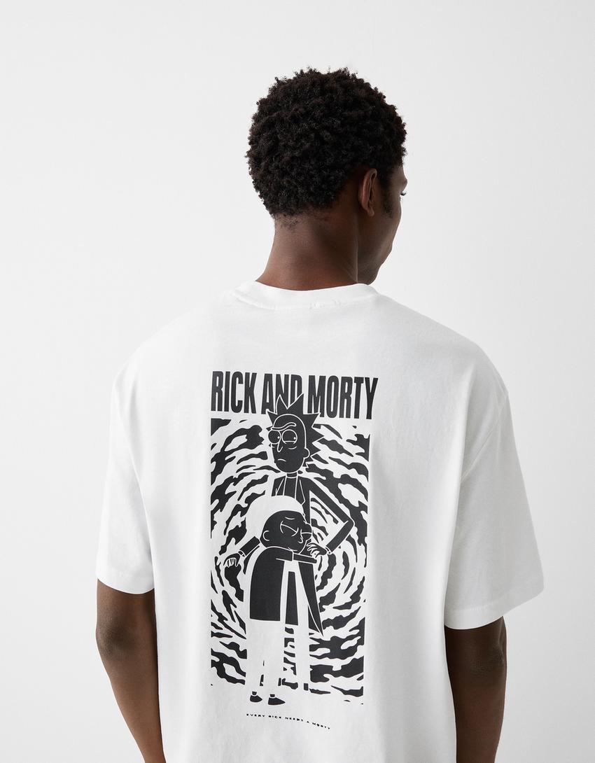 تيشرت بطبعة ريك ومورتي وقصّة مربعة وأكمام قصيرة-أبيض-2