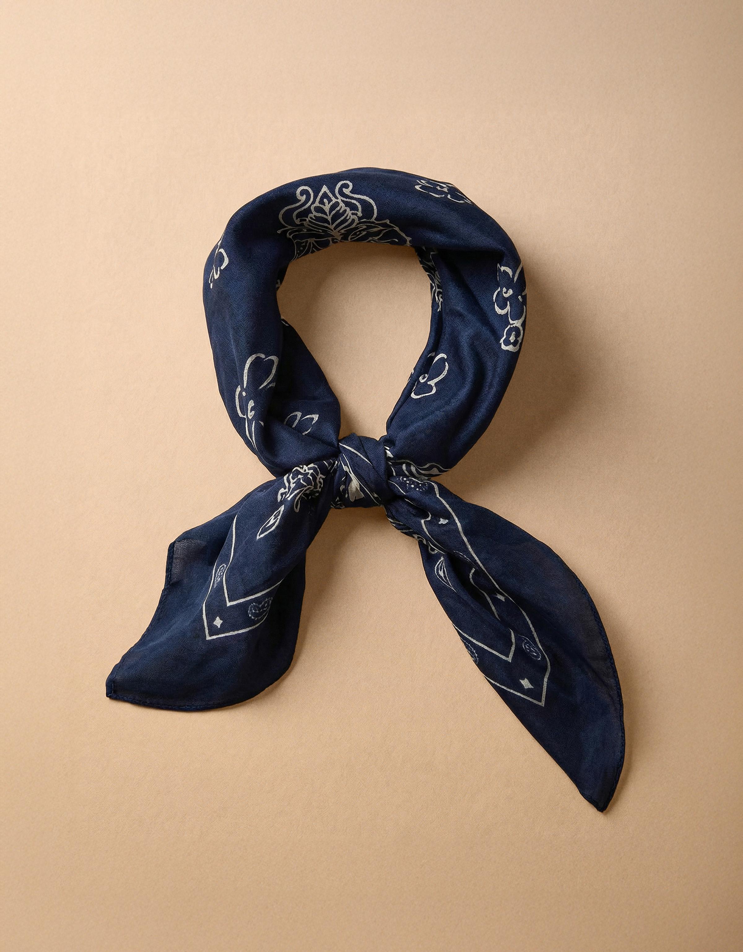 Printed bandana — Navy
