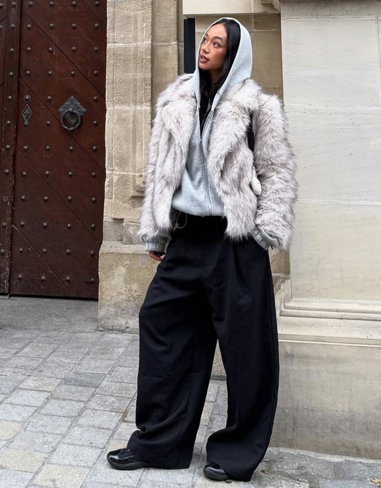 Chicas-Faux Fur