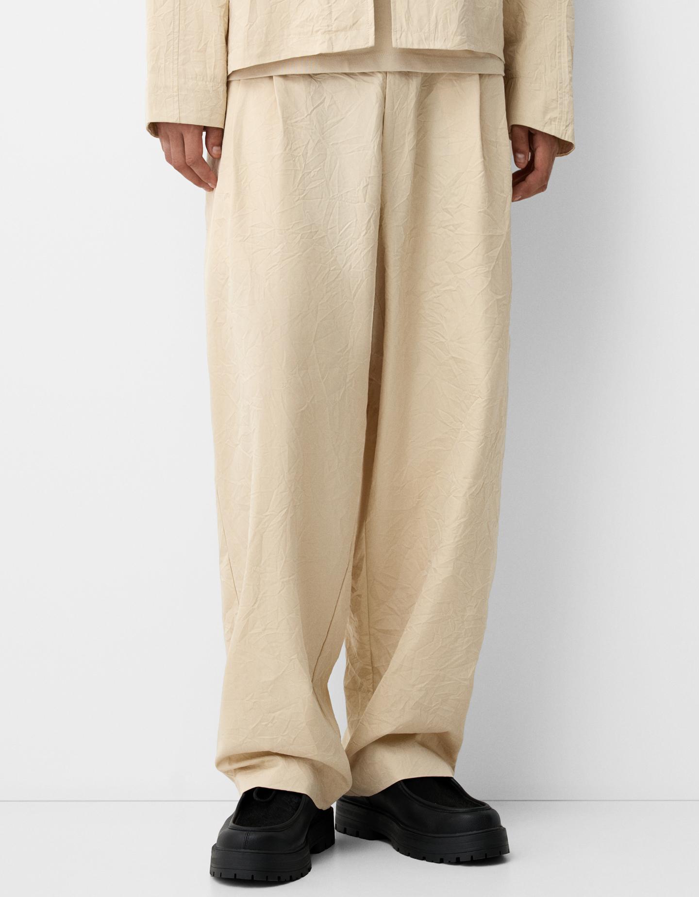 Bershka Pantalón Super Baggy Arrugado Hombre 38 Arena