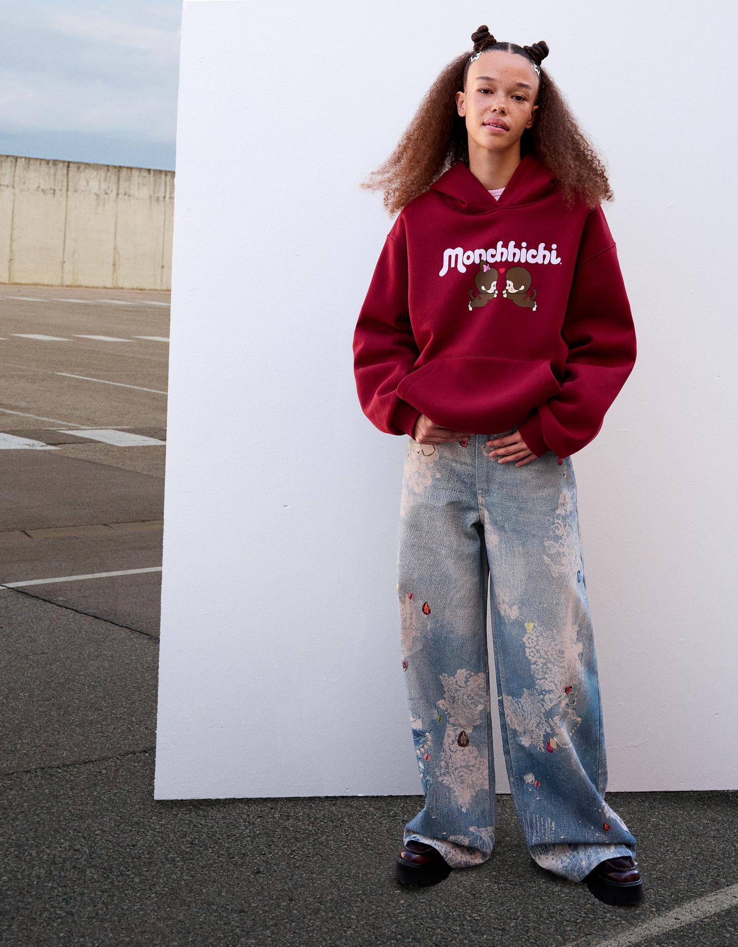 Bershka bluza z kapturem monchhichi czerwony