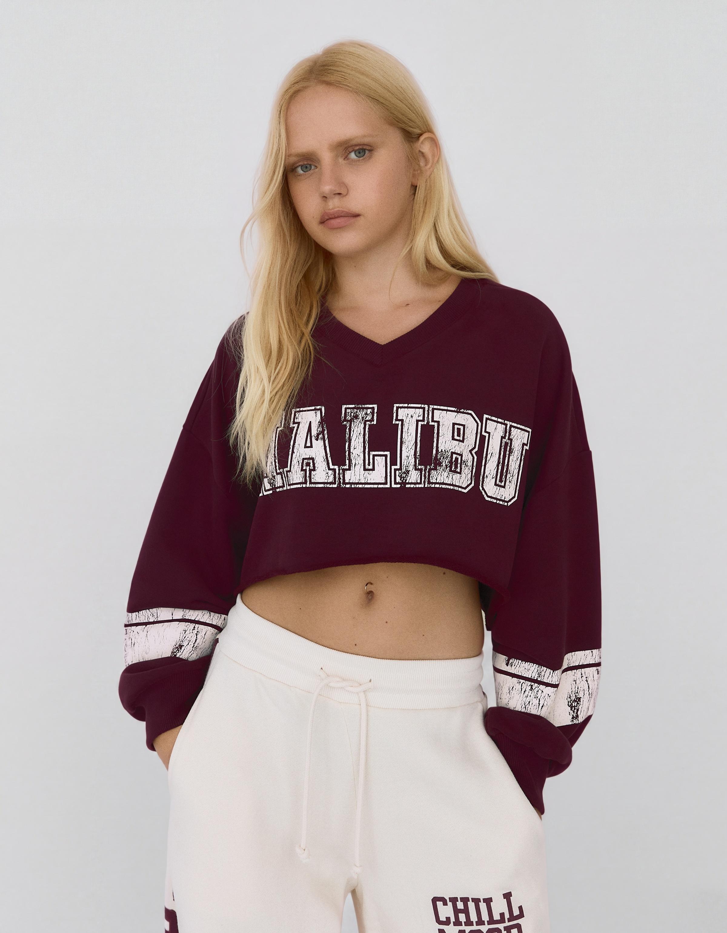 Cropped round neck print sweatshirt — Burgundy