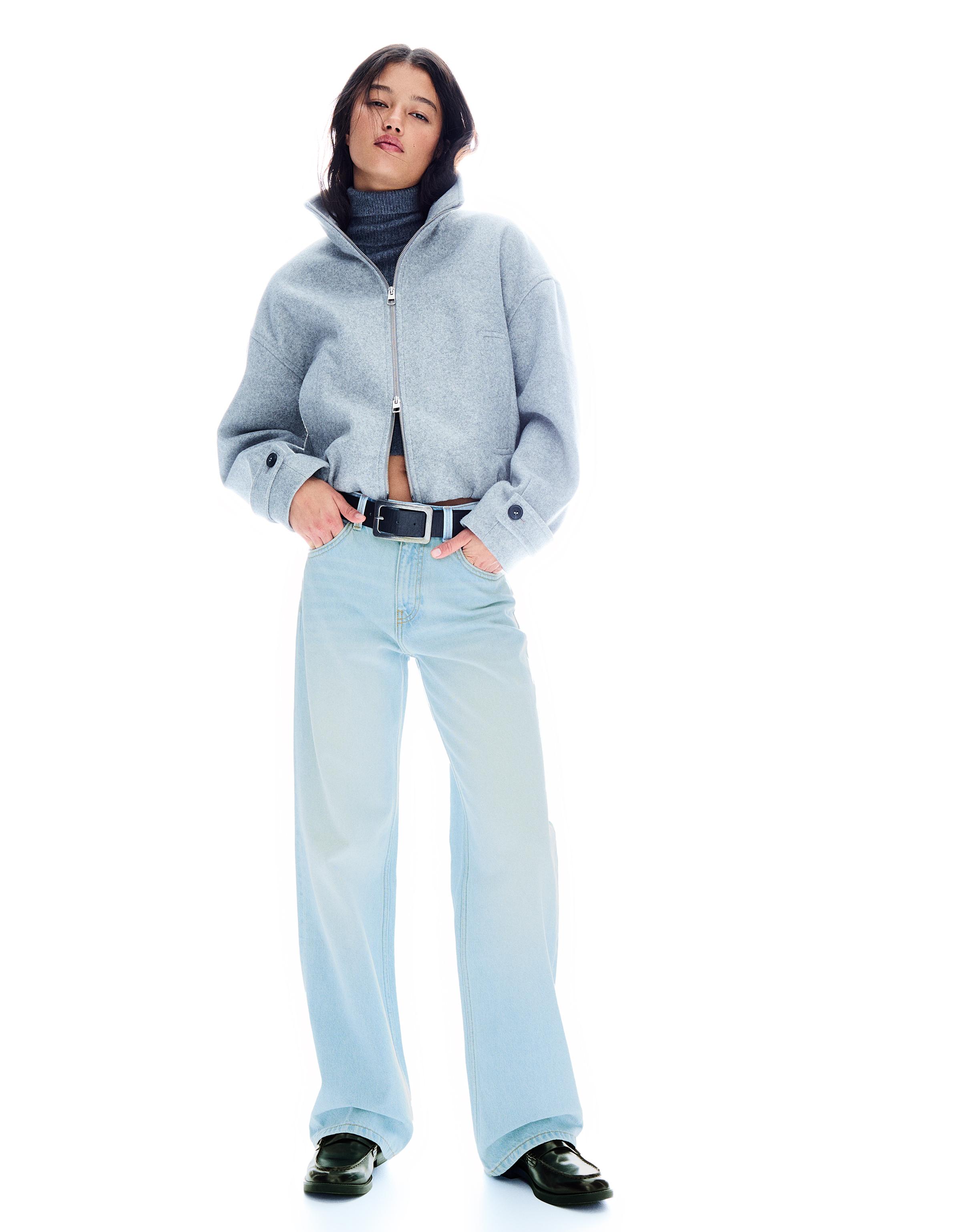 Bershka Jeans Mit Weitem Bein, Geradem Schnitt Und Hohem Bund Damen 42 Hellblau