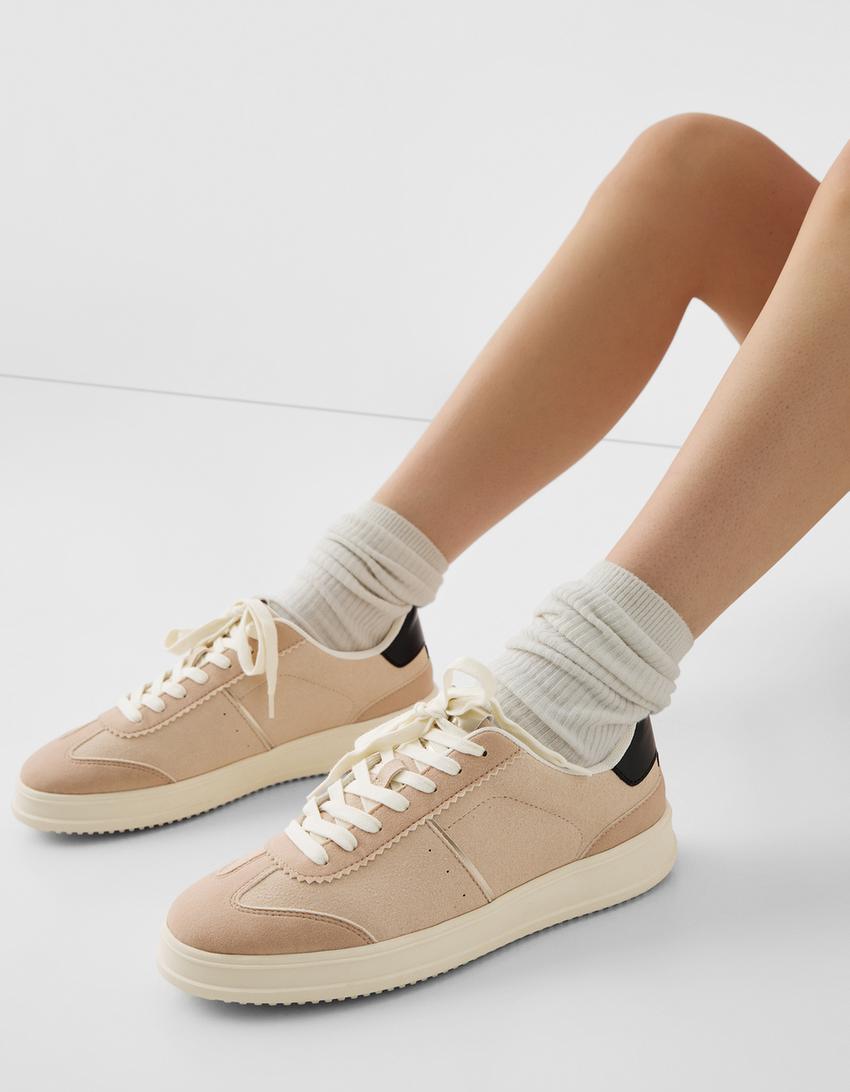 حذاء رياضي متباين طراز ريترو-زهري-1