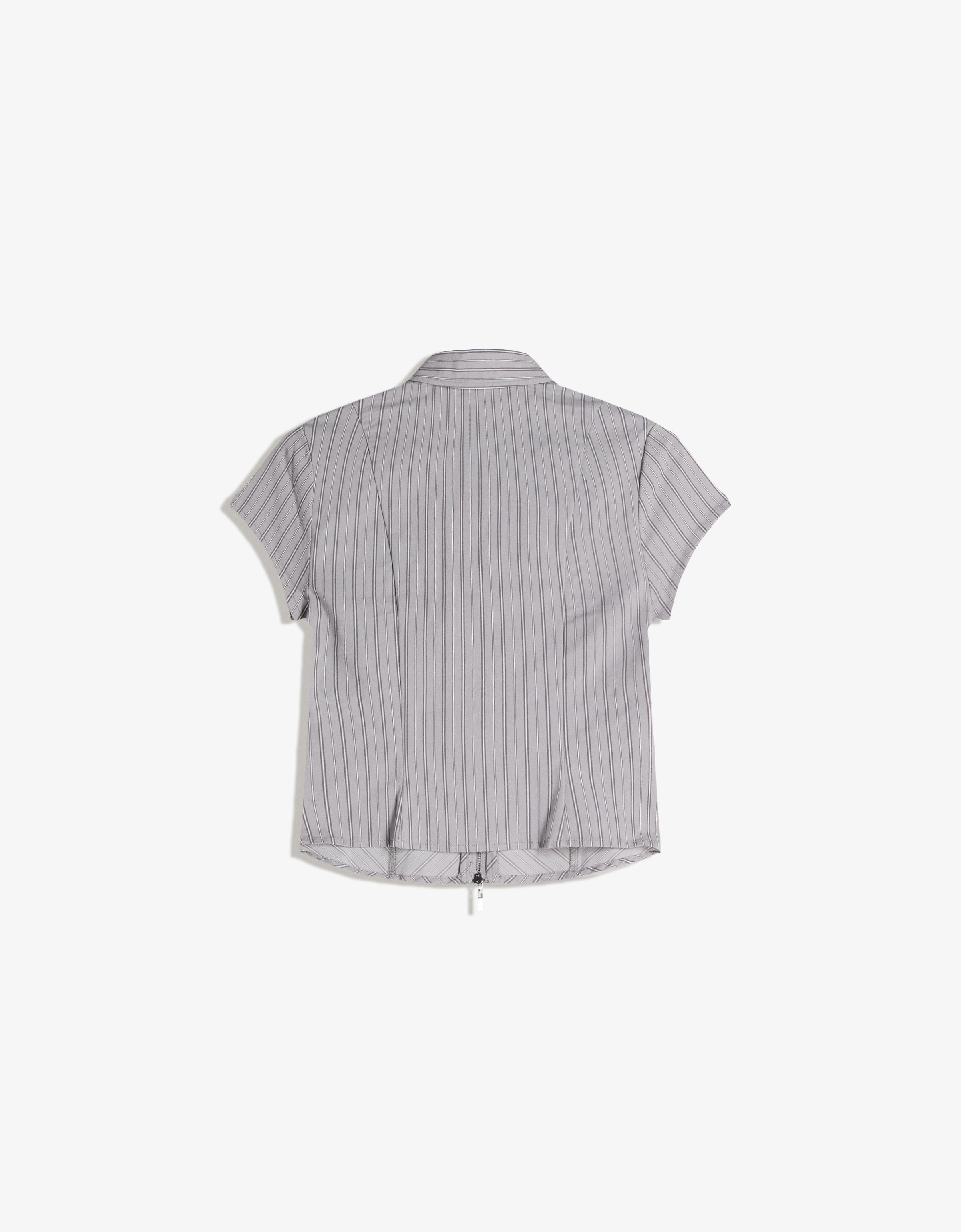 Short sleeve shirt with zip