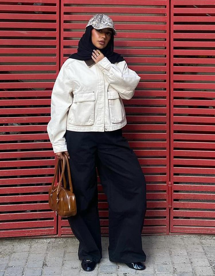 Jacket with corduroy collar