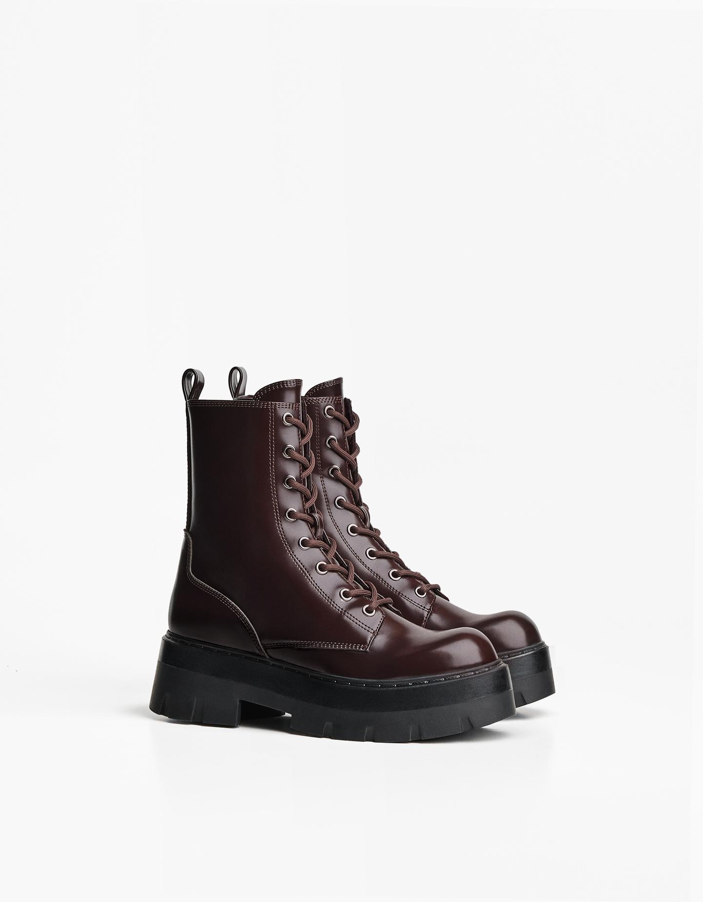Bershka sznurowane botki rubinowy