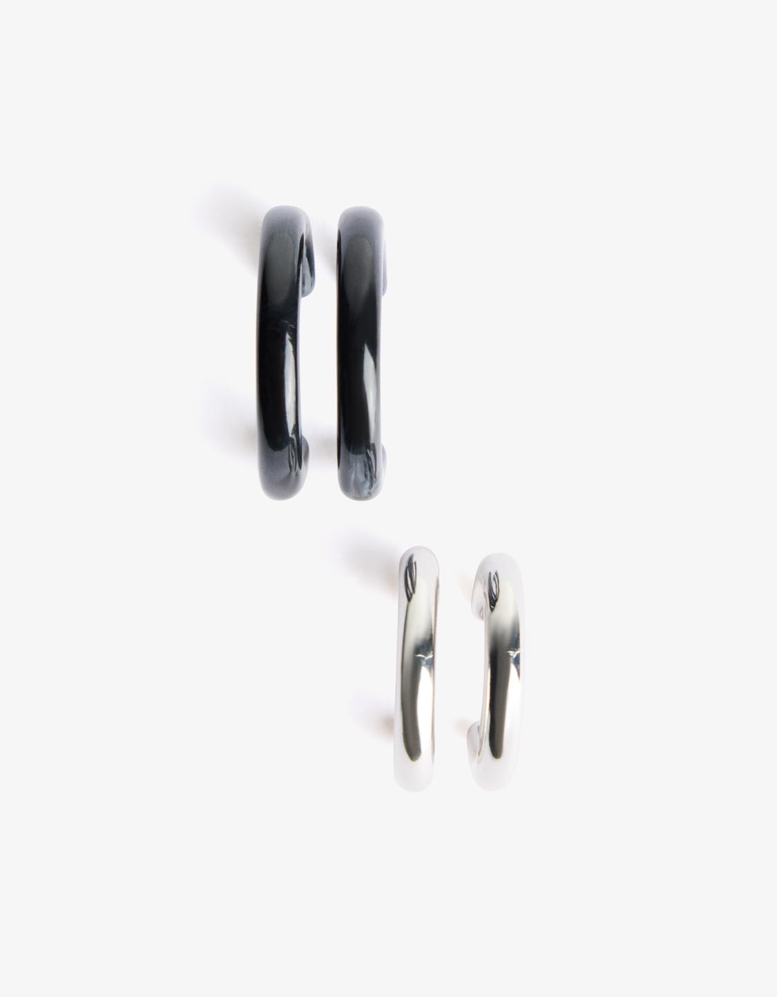 2-pack of hoop earrings
