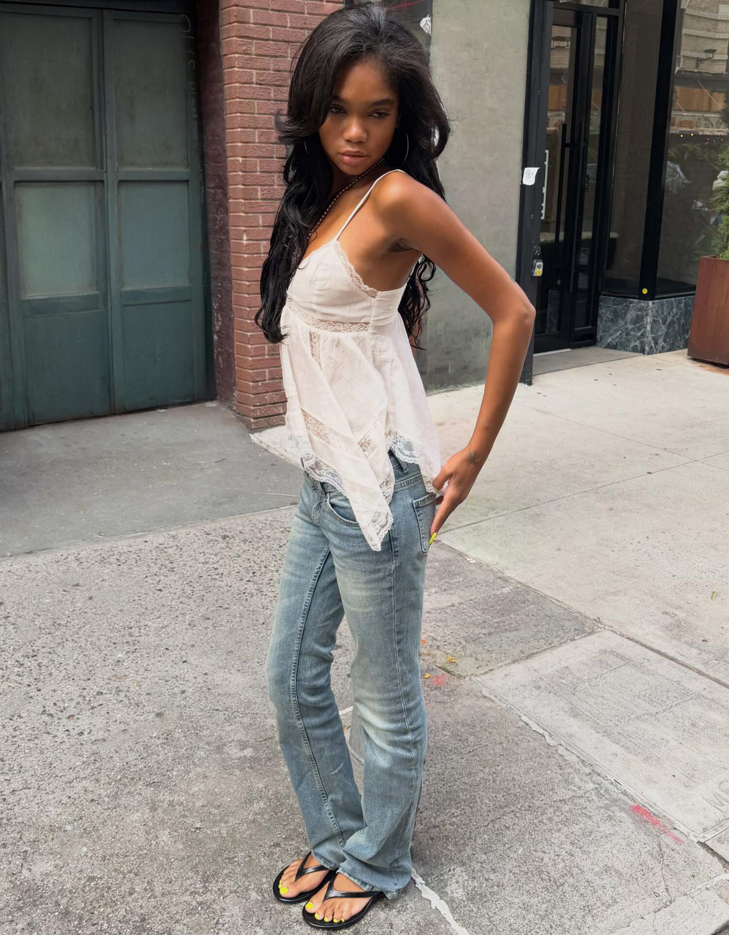 Lace strappy top — White